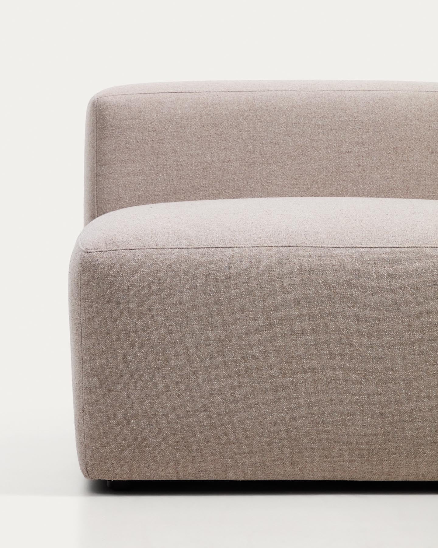 3-Sitzer-Sofa Blok mit Randmodul rechts in beiger Chenille, 325 cm, FSC Mix Credit in Beige präsentiert im Onlineshop von KAQTU Design AG. 3er Sofa ist von Kave Home