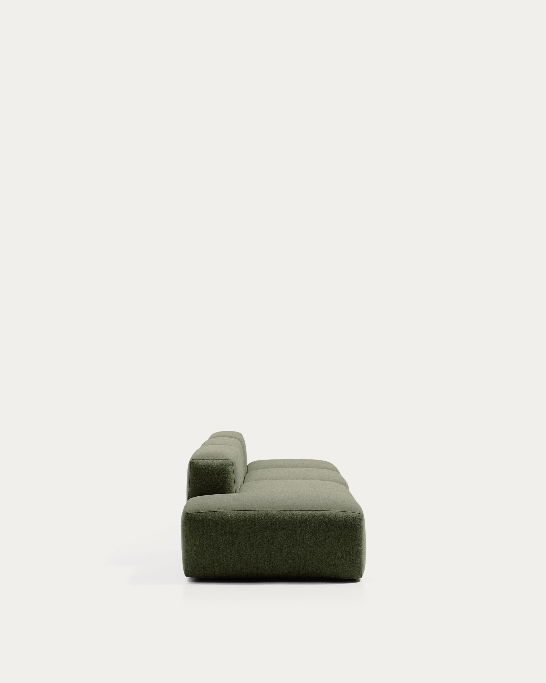 3-Sitzer-Sofa Blok mit Randmodul links in moosgrüner Chenille, 325 cm, FSC Mix Credit in Grün präsentiert im Onlineshop von KAQTU Design AG. 3er Sofa ist von Kave Home