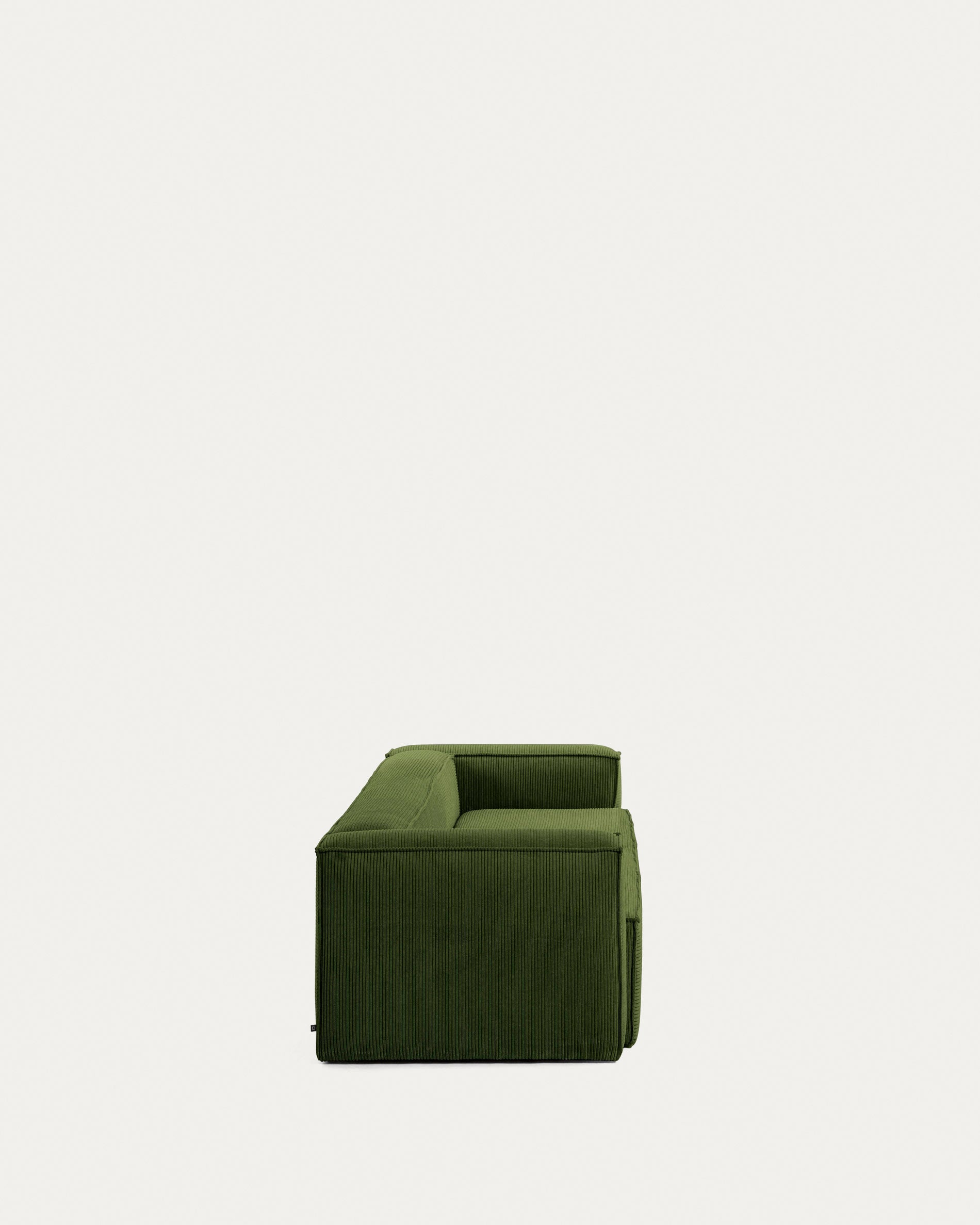 Elegantes 2-Sitzer-Sofa in grünem Cord, 210 cm, FSC-zertifiziert, für stilvollen Komfort und Nachhaltigkeit.