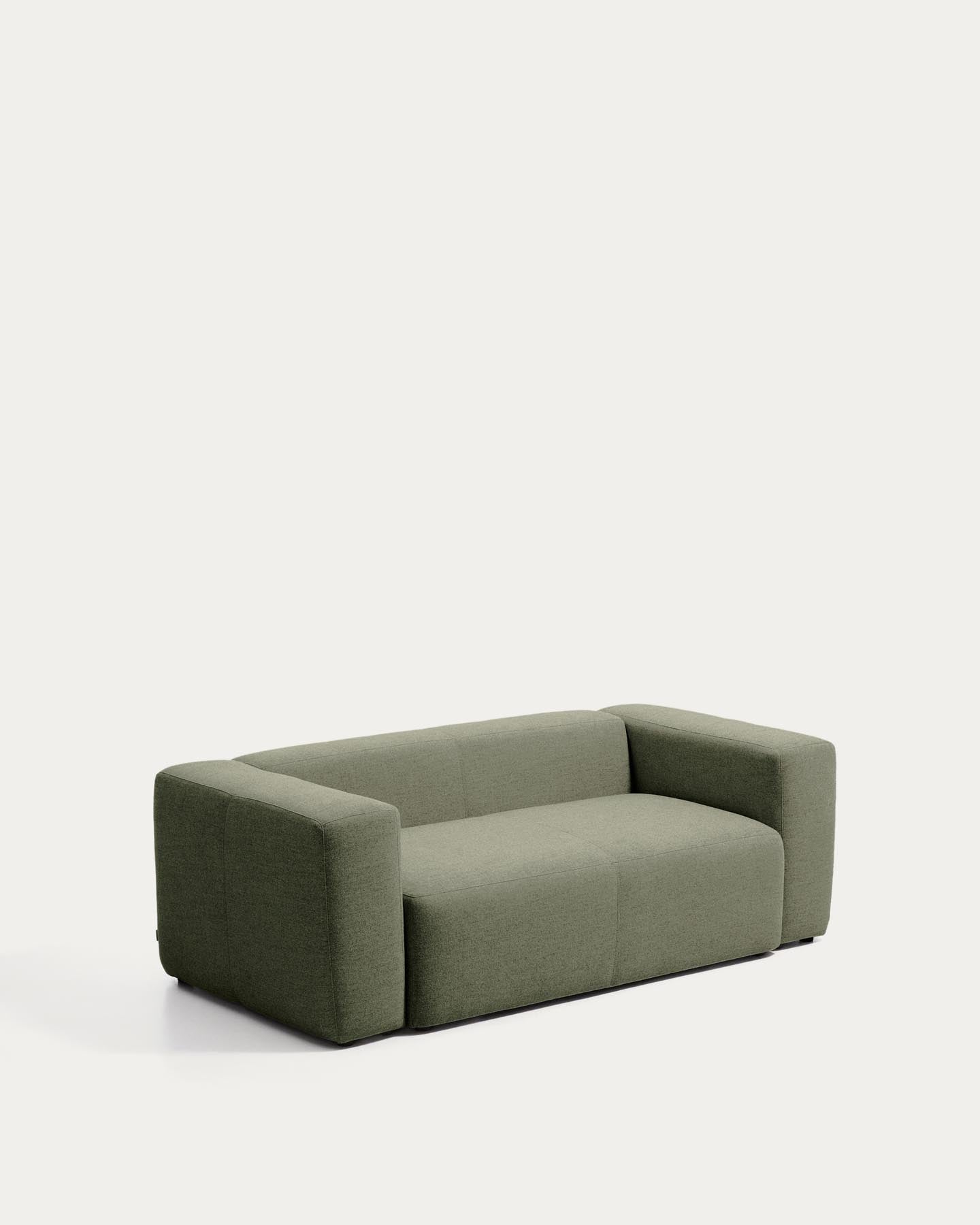 2-Sitzer-Sofa Blok in moosgrüner Chenille, 210 cm, FSC Mix Credit in Grün präsentiert im Onlineshop von KAQTU Design AG. 2er Sofa ist von Kave Home