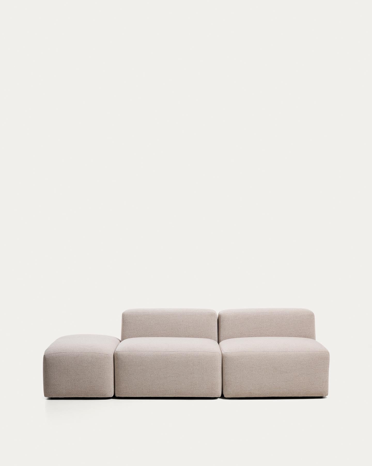 3-Sitzer-Sofa Blok mit Pouf-Randmodul in beiger Chenille, 240 cm, FSC Mix Credit in Beige präsentiert im Onlineshop von KAQTU Design AG. 3er Sofa ist von Kave Home