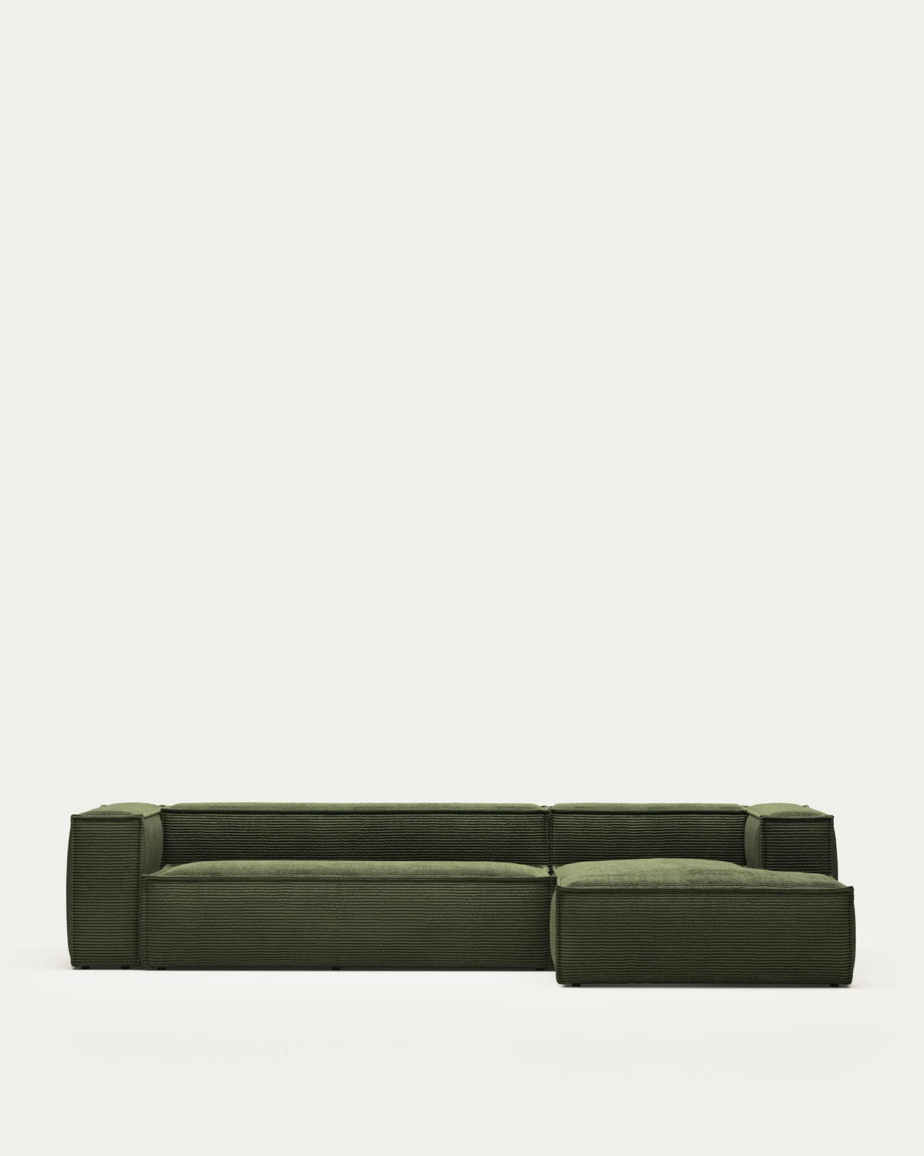 Elegantes 4-Sitzer-Sofa mit rechter Chaiselongue, grünem Cord, 330cm, FSC-zertifiziert, stilvoll und nachhaltig.