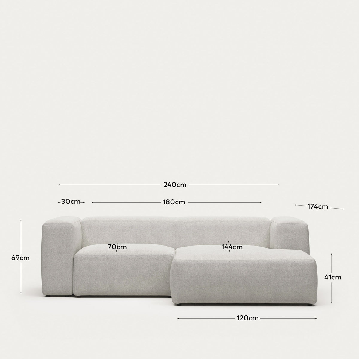2-Sitzer-Sofa Blok mit Chaiselongue rechts, schwer entflammbar mit weissem Lammfellimitat, 240 cm, FSC Mix Credit in Natur präsentiert im Onlineshop von KAQTU Design AG. 2er Sofa ist von Kave Home
