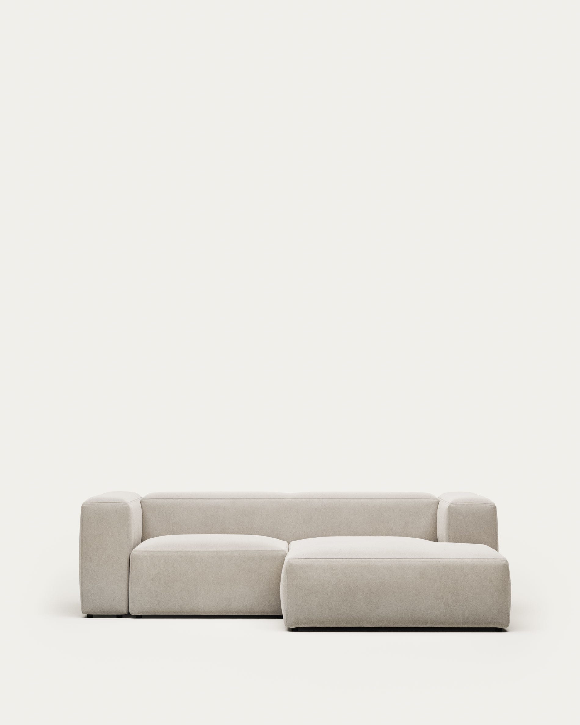 Elegantes Blok 2-Sitzer Sofa mit Chaiselongue rechts in Beige, 240 cm, pflegeleicht, FSC-zertifiziert, modern und nachhaltig.