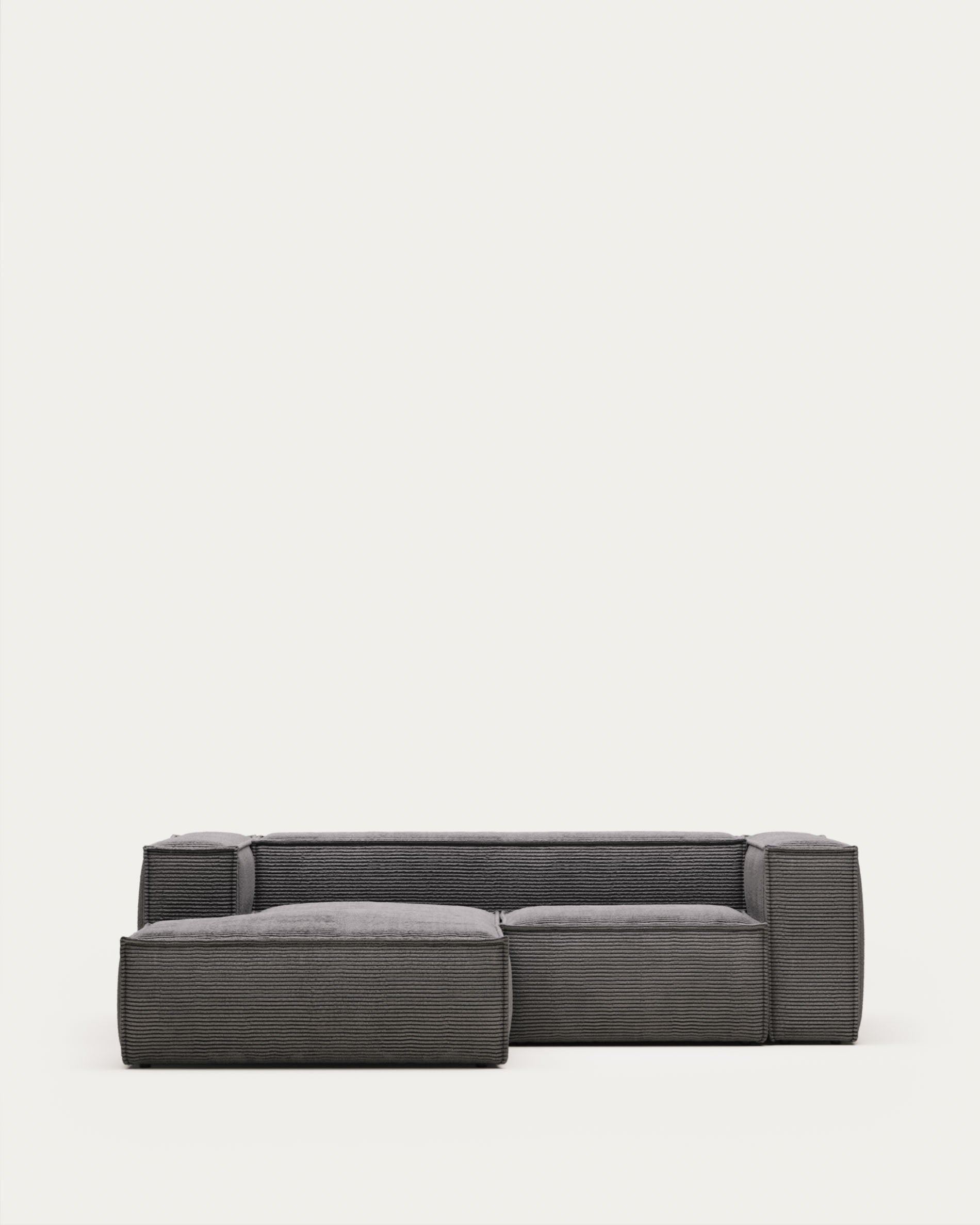 Elegantes Blok 2-Sitzer-Sofa mit linker Chaiselongue, grauer Cord, 240 cm, FSC-zertifiziert, stilvoll und umweltfreundlich.