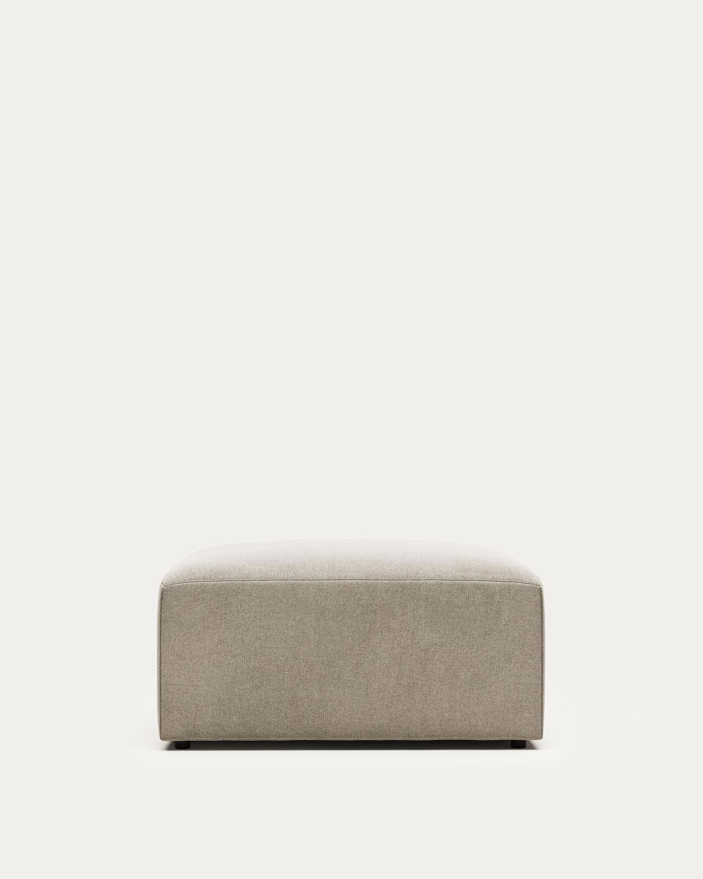 Fussablage Blok, schwer entflammbar mit beiger Chenille, 90 x 74 cm in Beige präsentiert im Onlineshop von KAQTU Design AG. Pouf ist von Kave Home