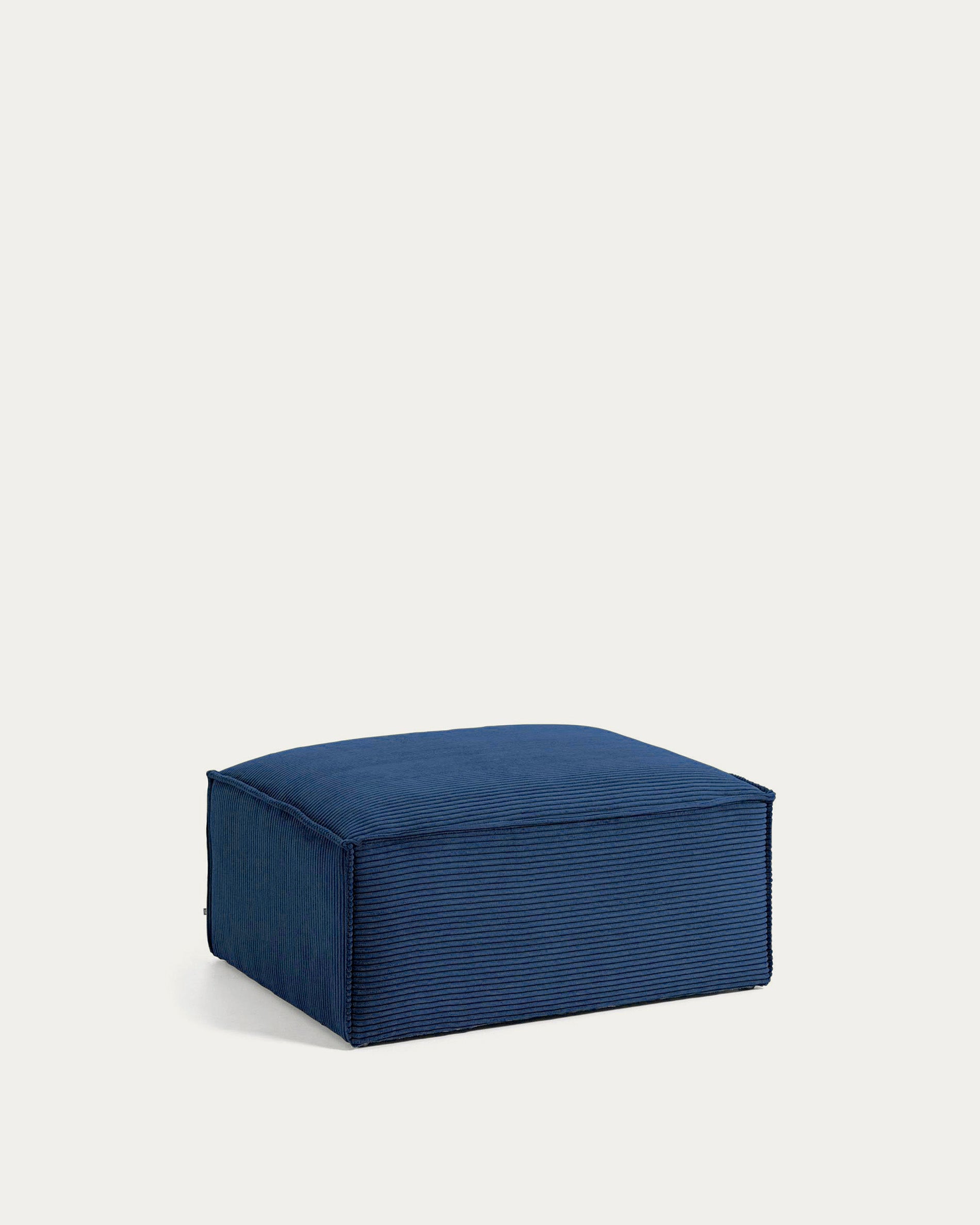 Fussablage Blok, schwer entflammbar mit dickem Cord in Blau, 90 x 74 cm, FSC Mix Credit FR in Blau präsentiert im Onlineshop von KAQTU Design AG. Pouf ist von Kave Home