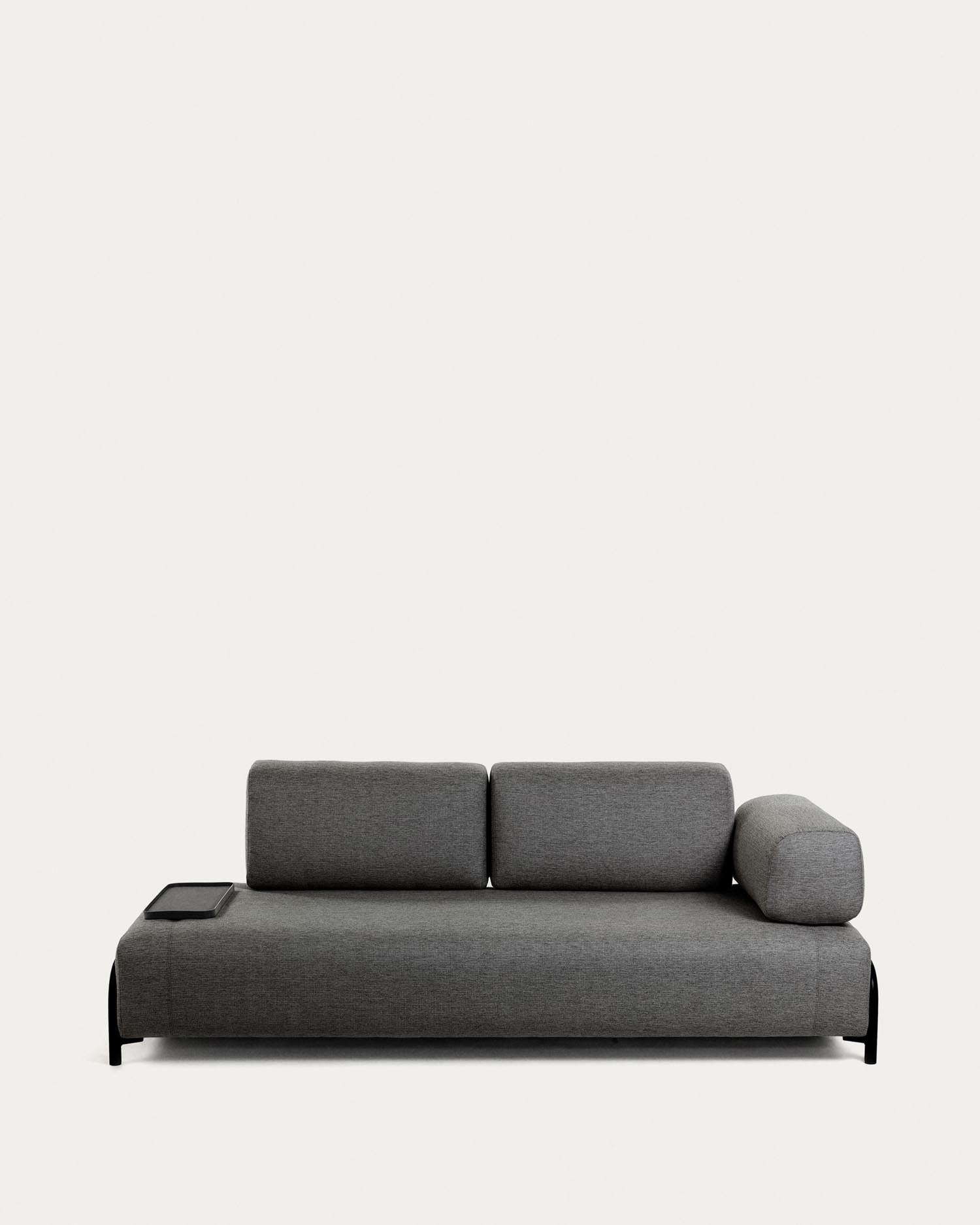 Das Compo 3-Sitzer Modul von Kave Home in Dunkelgrau kombiniert modernes Design mit Komfort auf 232 cm für Ihr Zuhause.
