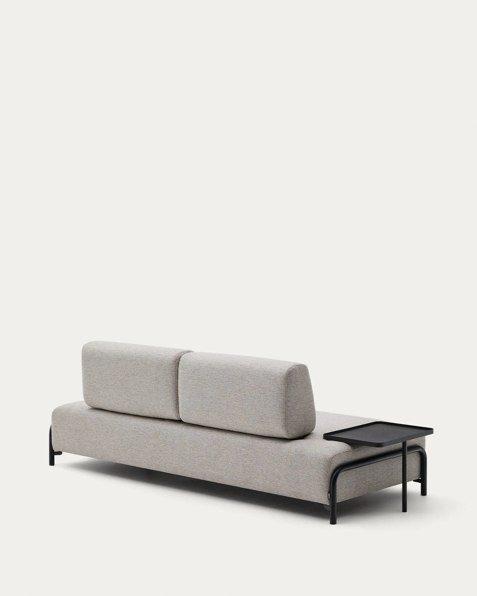 Modernes 3-Sitzer Sofa in Beige-Grau, 252 cm, von Kave Home, mit integriertem Tablett für stilvollen Komfort und Funktionalität.