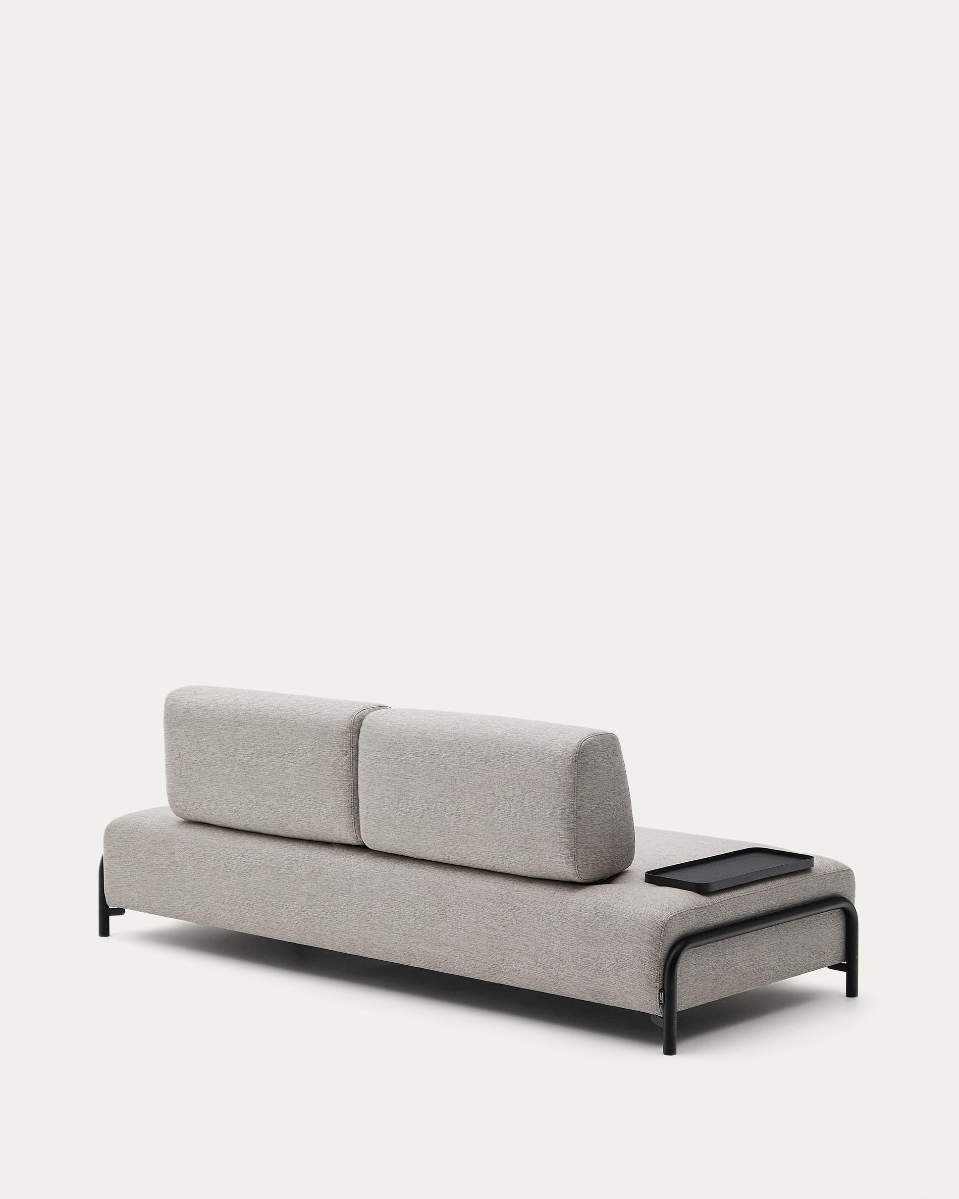 Elegantes 3-Sitzer Sofa in Beige-Grau mit integriertem Tablett, ideal für stilvolle und funktionale Wohnräume.