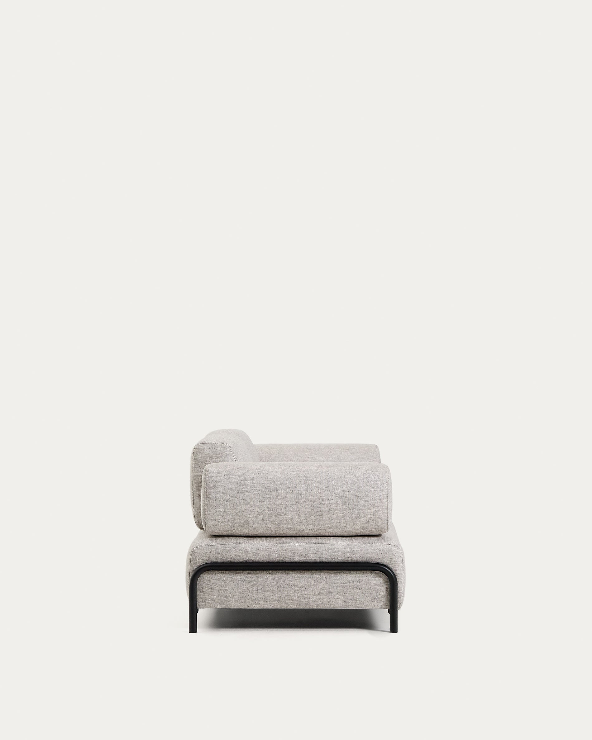 Elegantes 2-Sitzer-Sofa Compo in Graubeige mit schwarzem Metallgestell. Hochwertig, nachhaltig und perfekt für jedes moderne Zuhause.