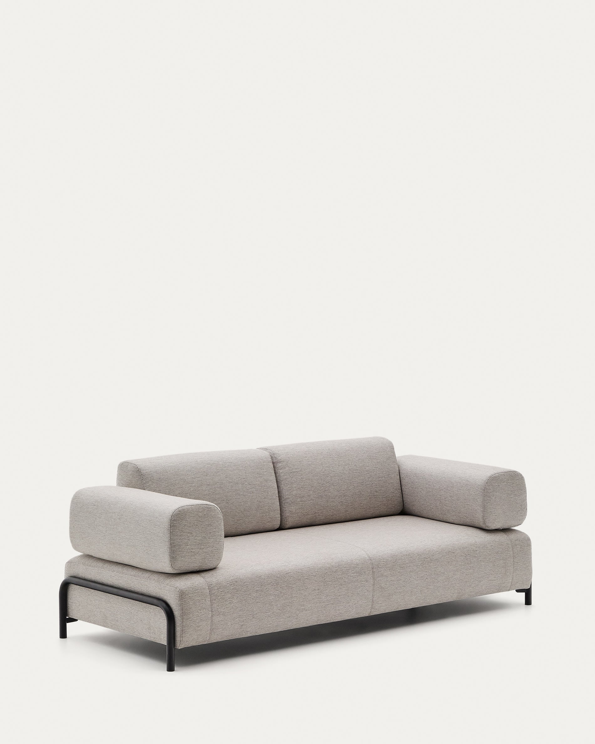 Elegantes 3-Sitzer Sofa in Beige-Grau, 232 cm breit, bietet Komfort und Stil für Ihr Wohnzimmer. Pflegeleicht und vielseitig kombinierbar.