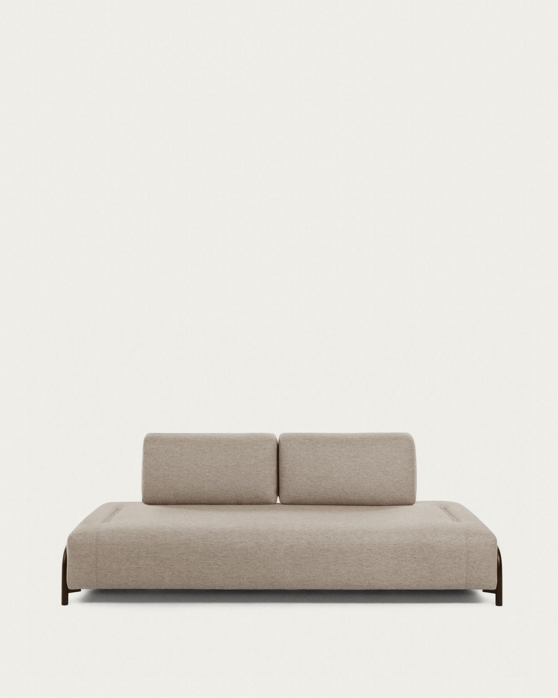 Elegantes 3-Sitzer Sofa in Beige-Grau, 232 cm breit, bietet Komfort und Stil für Ihr Wohnzimmer. Pflegeleicht und vielseitig kombinierbar.