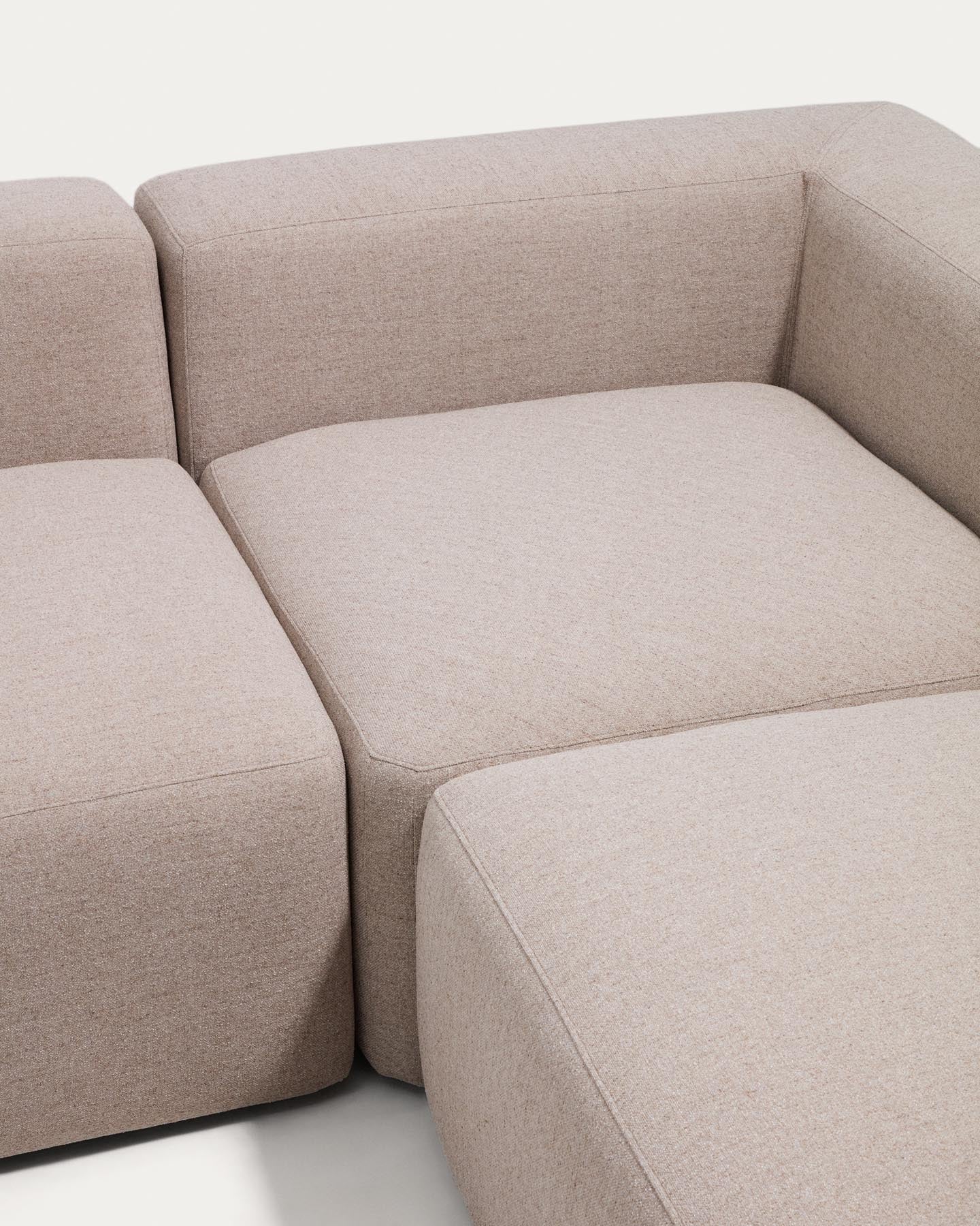 5-Sitzer-Ecksofa Blok in beiger Chenille, 320 x 320 cm, FSC Mix Credit in Beige präsentiert im Onlineshop von KAQTU Design AG. Ecksofa ist von Kave Home