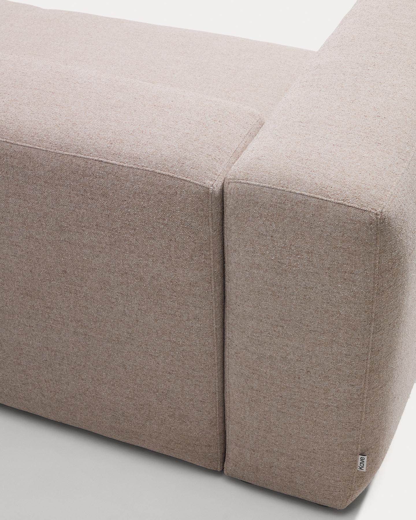 5-Sitzer-Ecksofa Blok in beiger Chenille, 320 x 320 cm, FSC Mix Credit in Beige präsentiert im Onlineshop von KAQTU Design AG. Ecksofa ist von Kave Home