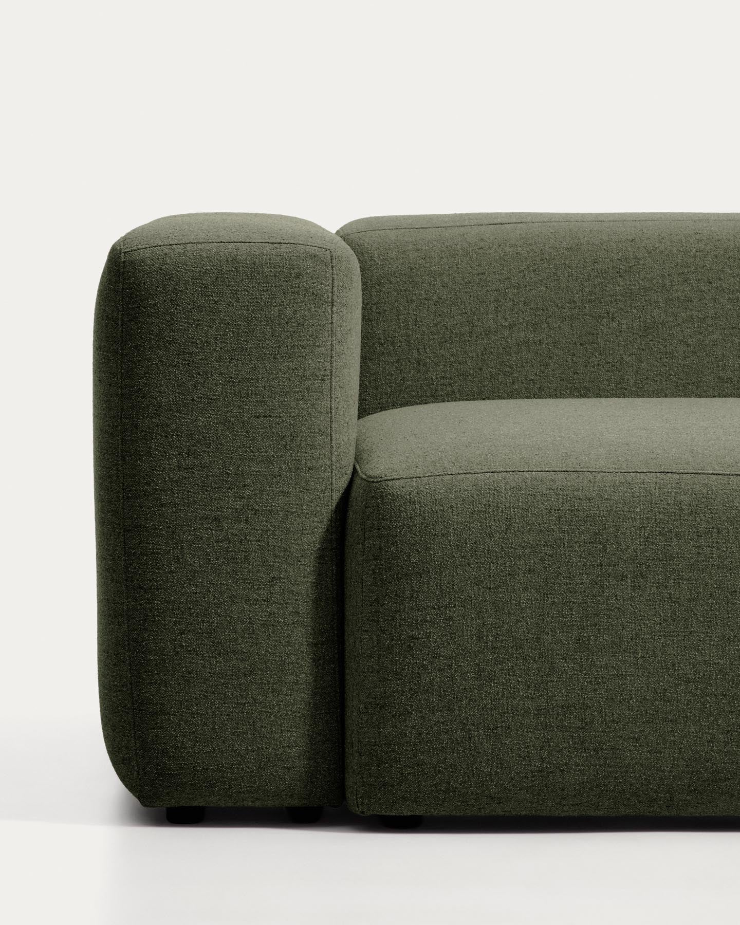 5-Sitzer-Ecksofa Blok in moosgrüner Chenille, 320 x 320 cm, FSC Mix Credit in Grün präsentiert im Onlineshop von KAQTU Design AG. Ecksofa ist von Kave Home