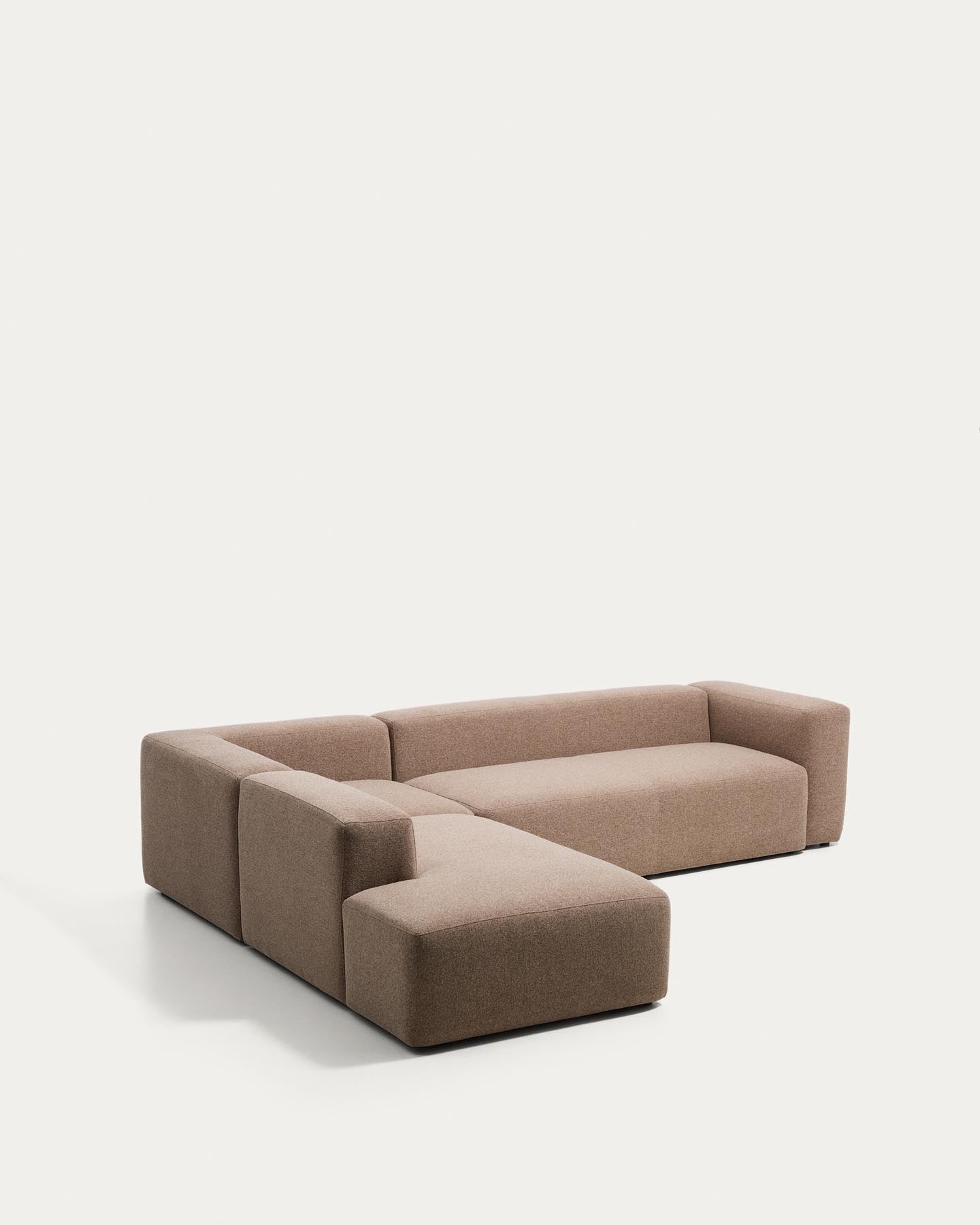 5-Sitzer-Ecksofa Blok mit Randmodul links in brauner Chenille, 255 x 320 cm, FSC Mix Credit in Taupe präsentiert im Onlineshop von KAQTU Design AG. L-Sofa links ist von Kave Home