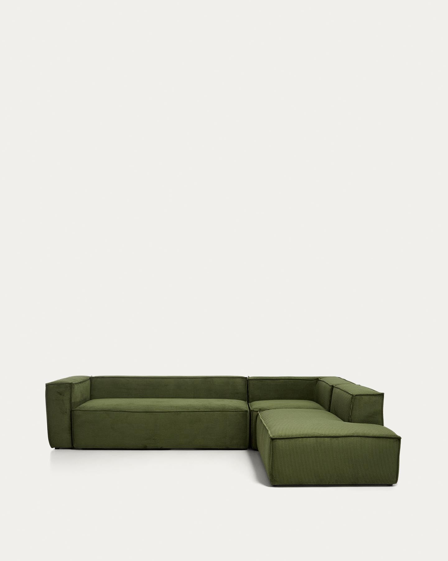 5-Sitzer-Ecksofa Blok mit Randmodul links in grobem grünem Cord, 320 x 255 cm, FSC Mix Credit in Grün präsentiert im Onlineshop von KAQTU Design AG. L-Sofa links ist von Kave Home
