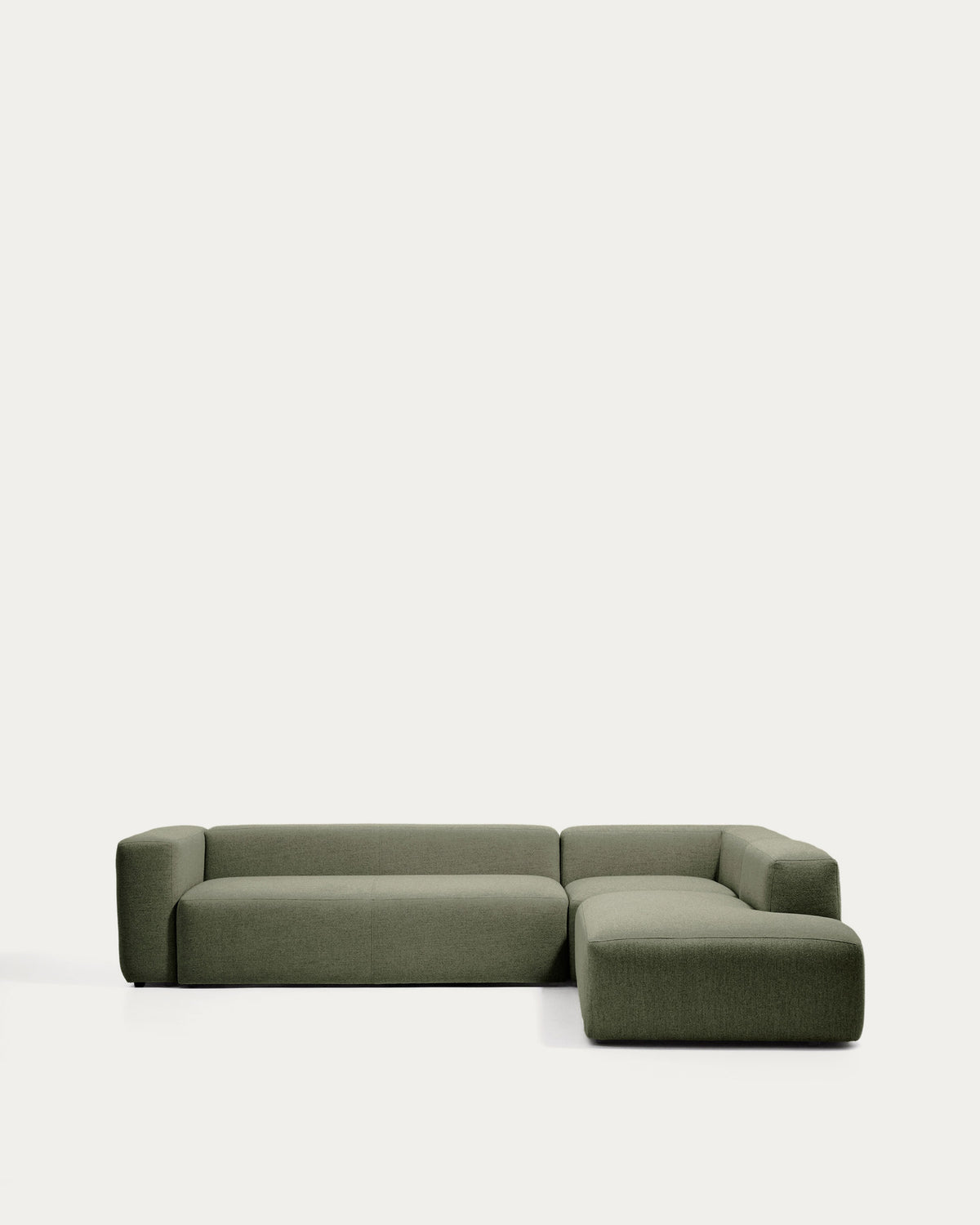 5-Sitzer-Ecksofa Blok mit Randmodul links in moosgrüner Chenille, 320 x 255 cm, FSC Mix Credit in Grün präsentiert im Onlineshop von KAQTU Design AG. L-Sofa links ist von Kave Home