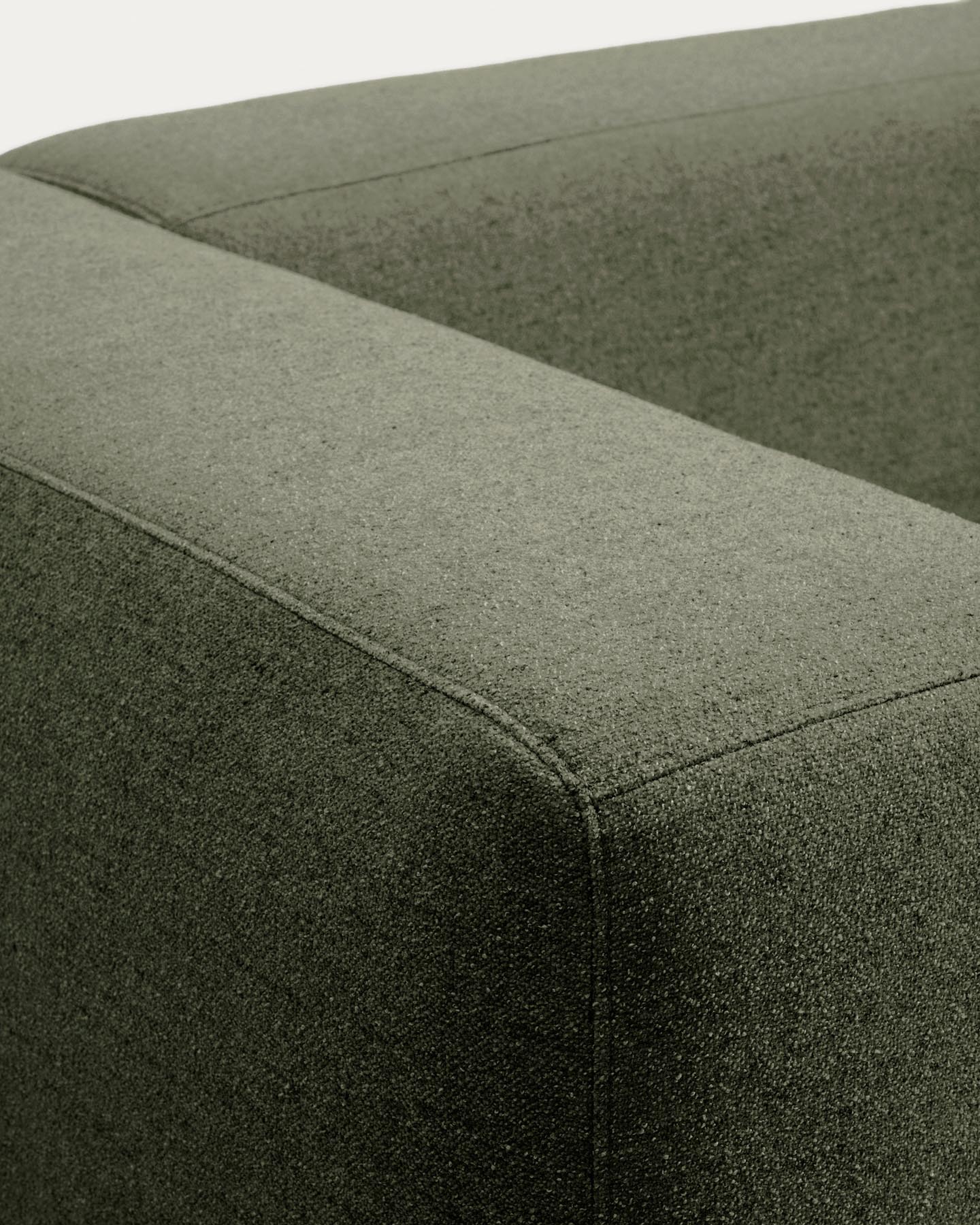 5-Sitzer-Ecksofa Blok mit Randmodul links in moosgrüner Chenille, 320 x 255 cm, FSC Mix Credit in Grün präsentiert im Onlineshop von KAQTU Design AG. L-Sofa links ist von Kave Home