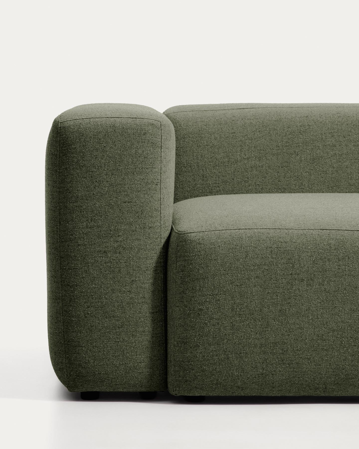 5-Sitzer-Ecksofa Blok in moosgrüner Chenille, 320 x 290 cm / 290 x 320 cm, FSC Mix Credit in Grün präsentiert im Onlineshop von KAQTU Design AG. Ecksofa ist von Kave Home