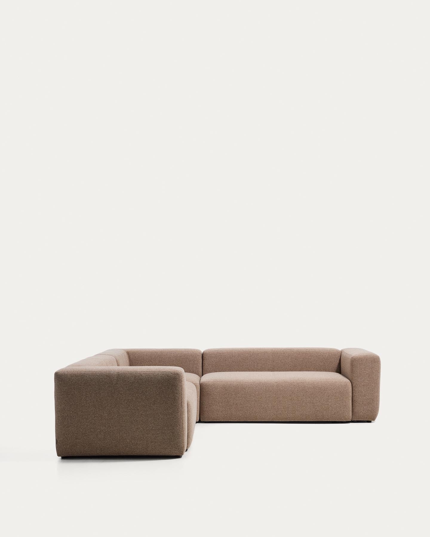 4-Sitzer-Ecksofa Blok in brauner Chenille, 290 x 290 cm, FSC Mix Credit in Taupe präsentiert im Onlineshop von KAQTU Design AG. Ecksofa ist von Kave Home
