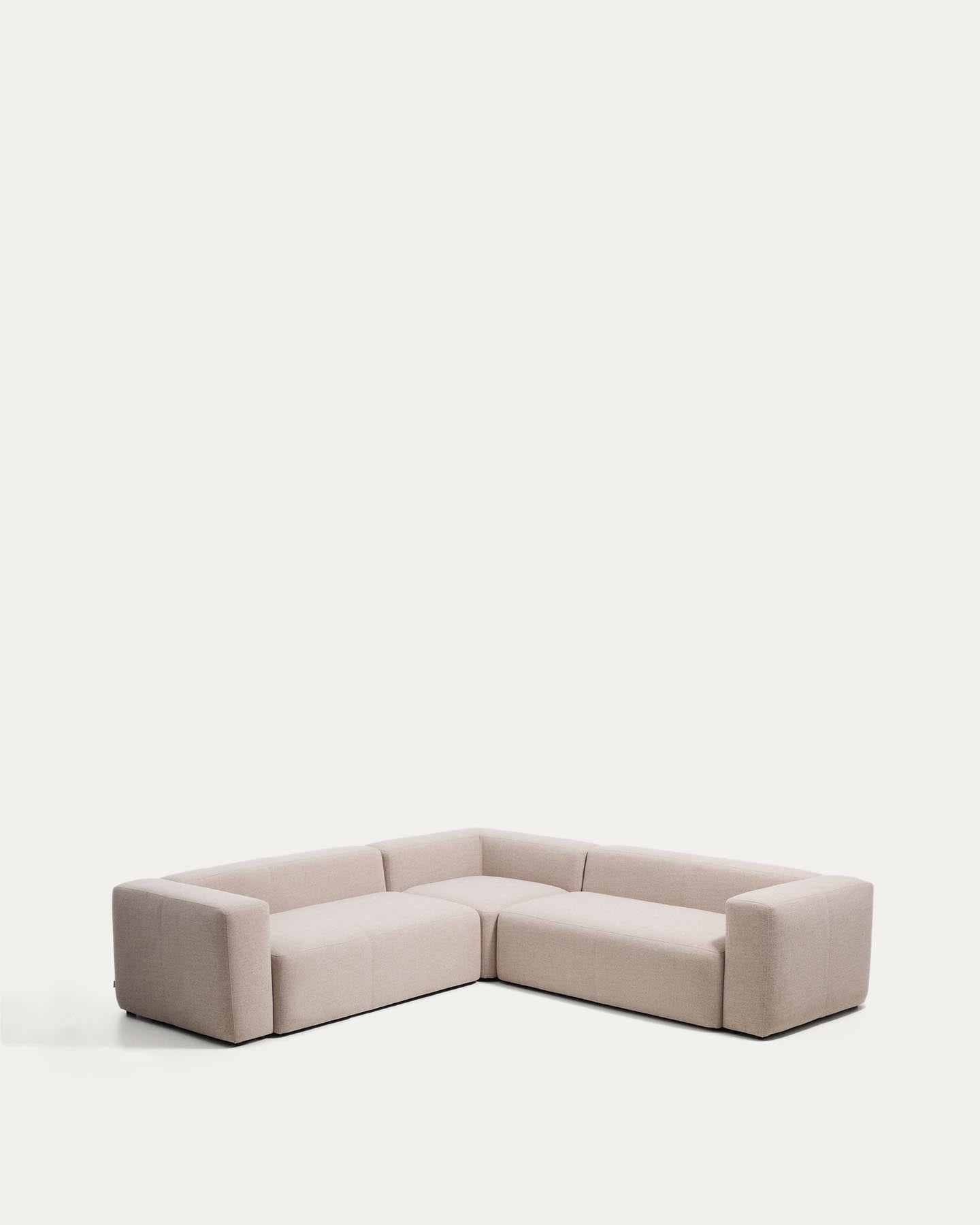 4-Sitzer-Ecksofa Blok in beiger Chenille, 290 x 290 cm, FSC Mix Credit in Beige präsentiert im Onlineshop von KAQTU Design AG. Ecksofa ist von Kave Home
