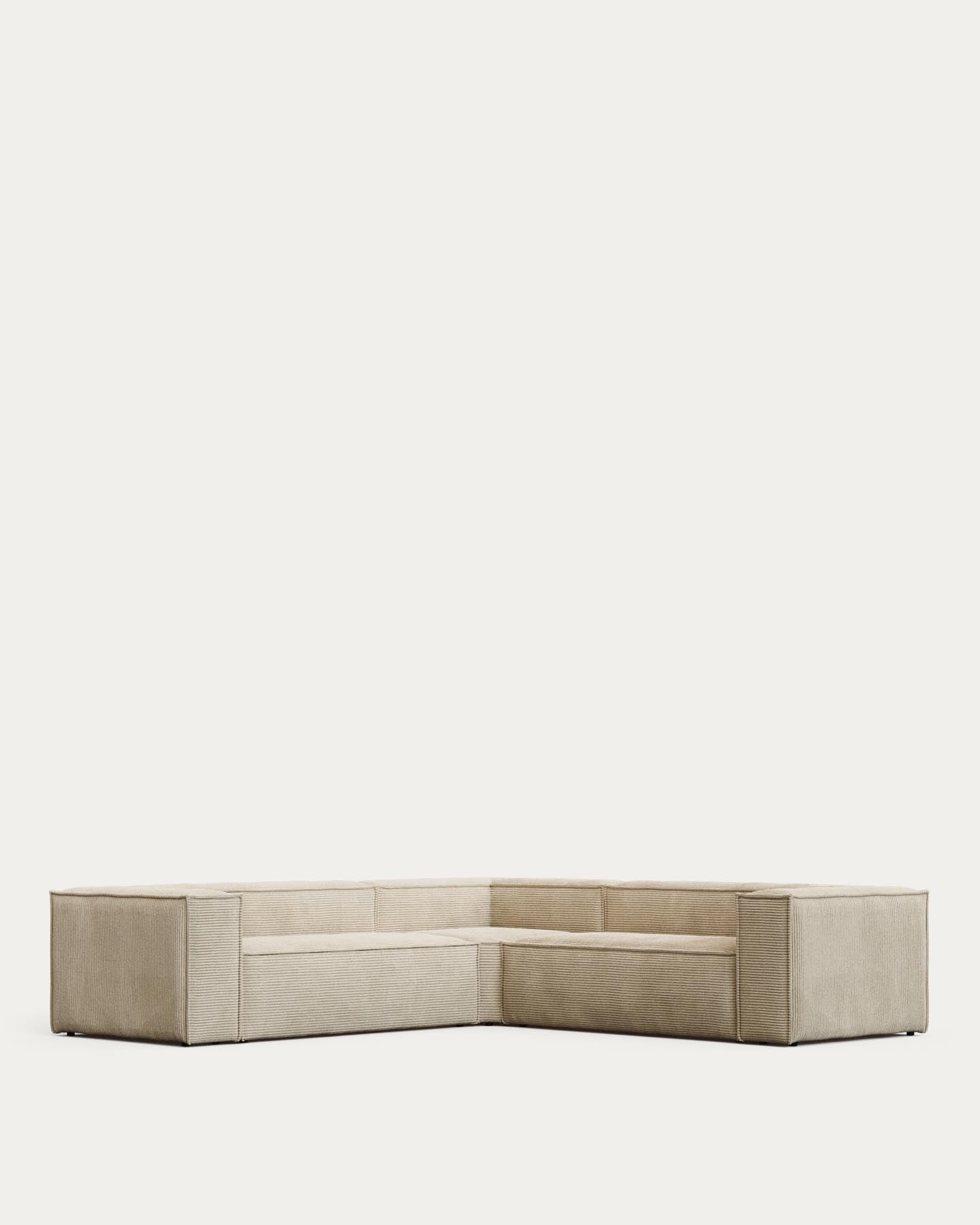 4-Sitzer-Ecksofa Blok schwer entflammbar mit dickem Cord in Ecru 290 x 290 cm FSC Mix Credit in Ecru präsentiert im Onlineshop von KAQTU Design AG. Ecksofa ist von Kave Home