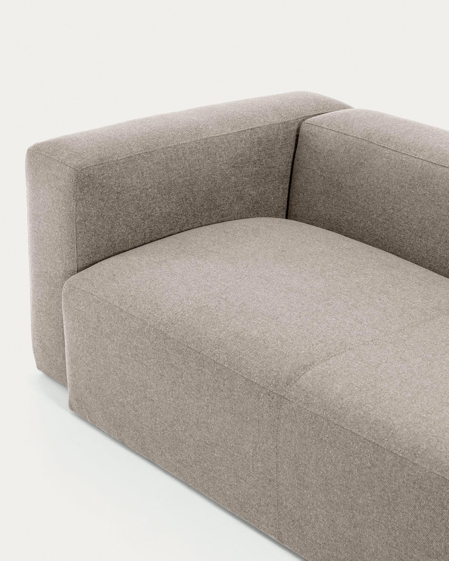 Beiges Blok 3-Sitzer Ecksofa (290 x 230 cm) aus hochwertigem Chenille, perfekt für stilvolle Wohnräume und nachhaltige Einrichtung.