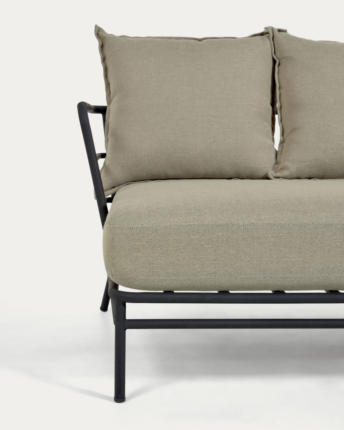 Mareluz 3-Sitzersofa aus schwarzem Stahl 197 cm in Grün, Schwarz präsentiert im Onlineshop von KAQTU Design AG. Lounge Sofa ist von Kave Home