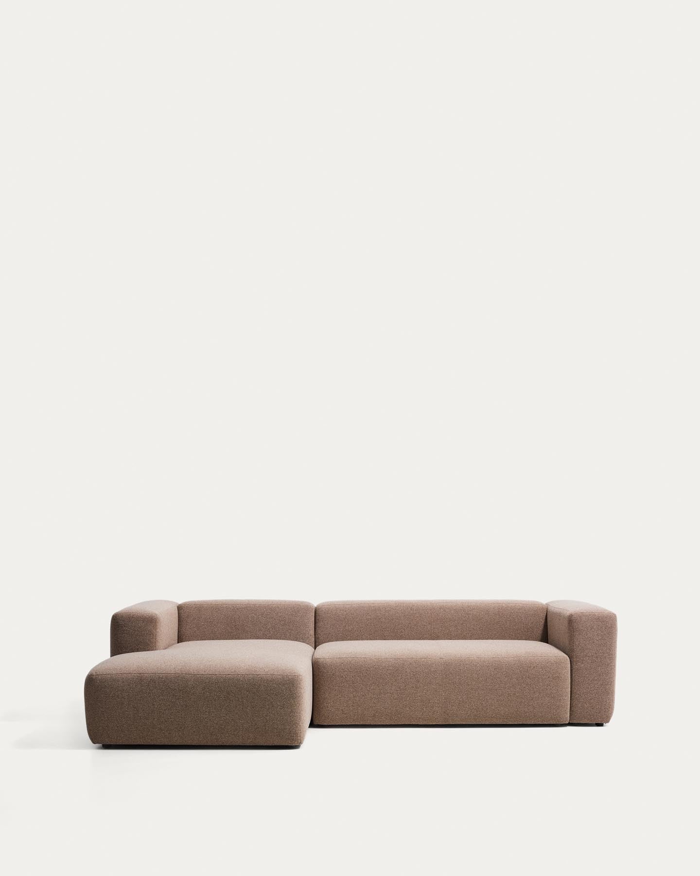 3-Sitzer-Sofa Blok mit Chaiselongue links in brauner Chenille, 300 cm, FSC Mix Credit in Taupe präsentiert im Onlineshop von KAQTU Design AG. L-Sofa links ist von Kave Home