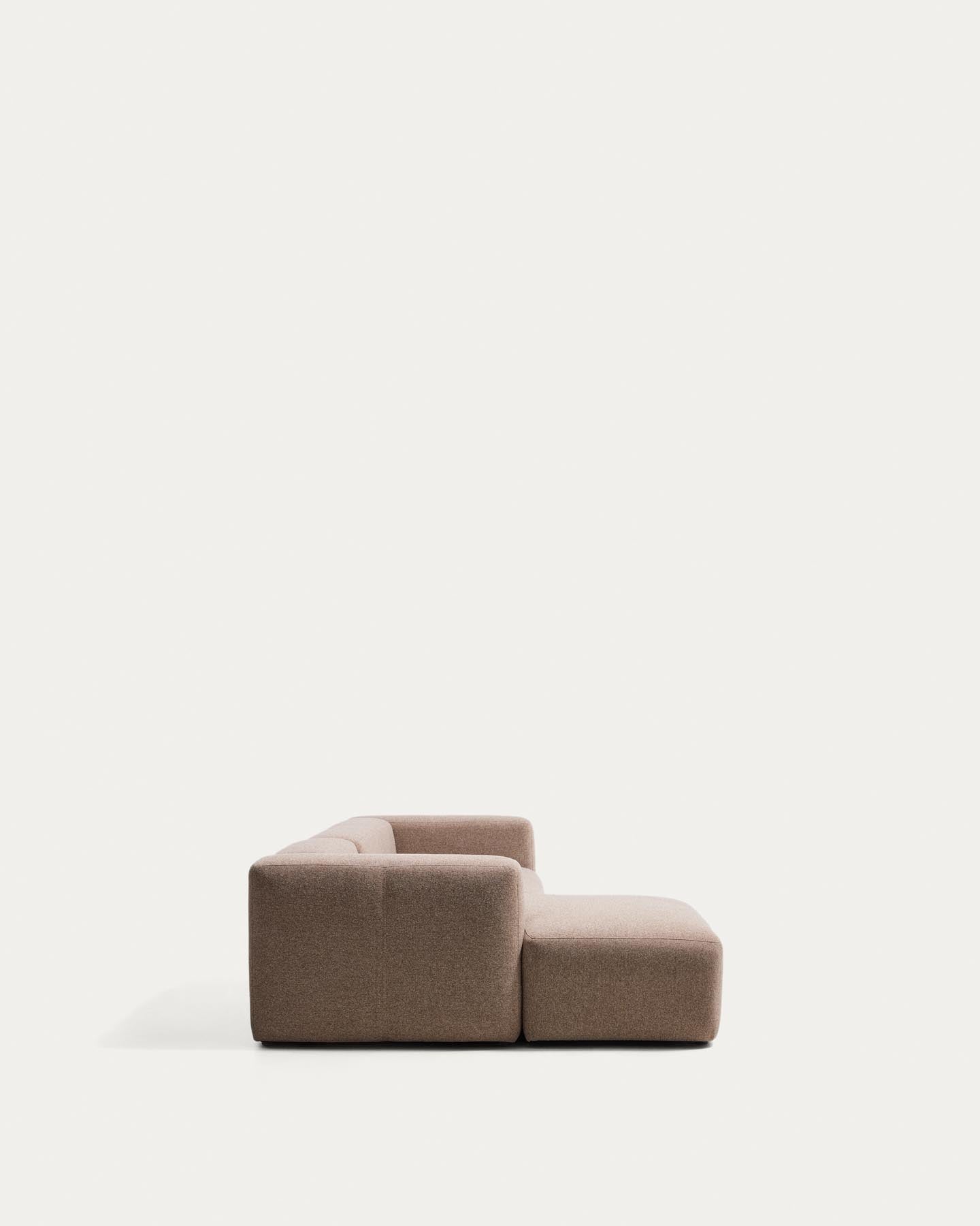 3-Sitzer-Sofa Blok mit Chaiselongue links in brauner Chenille, 300 cm, FSC Mix Credit in Taupe präsentiert im Onlineshop von KAQTU Design AG. L-Sofa links ist von Kave Home
