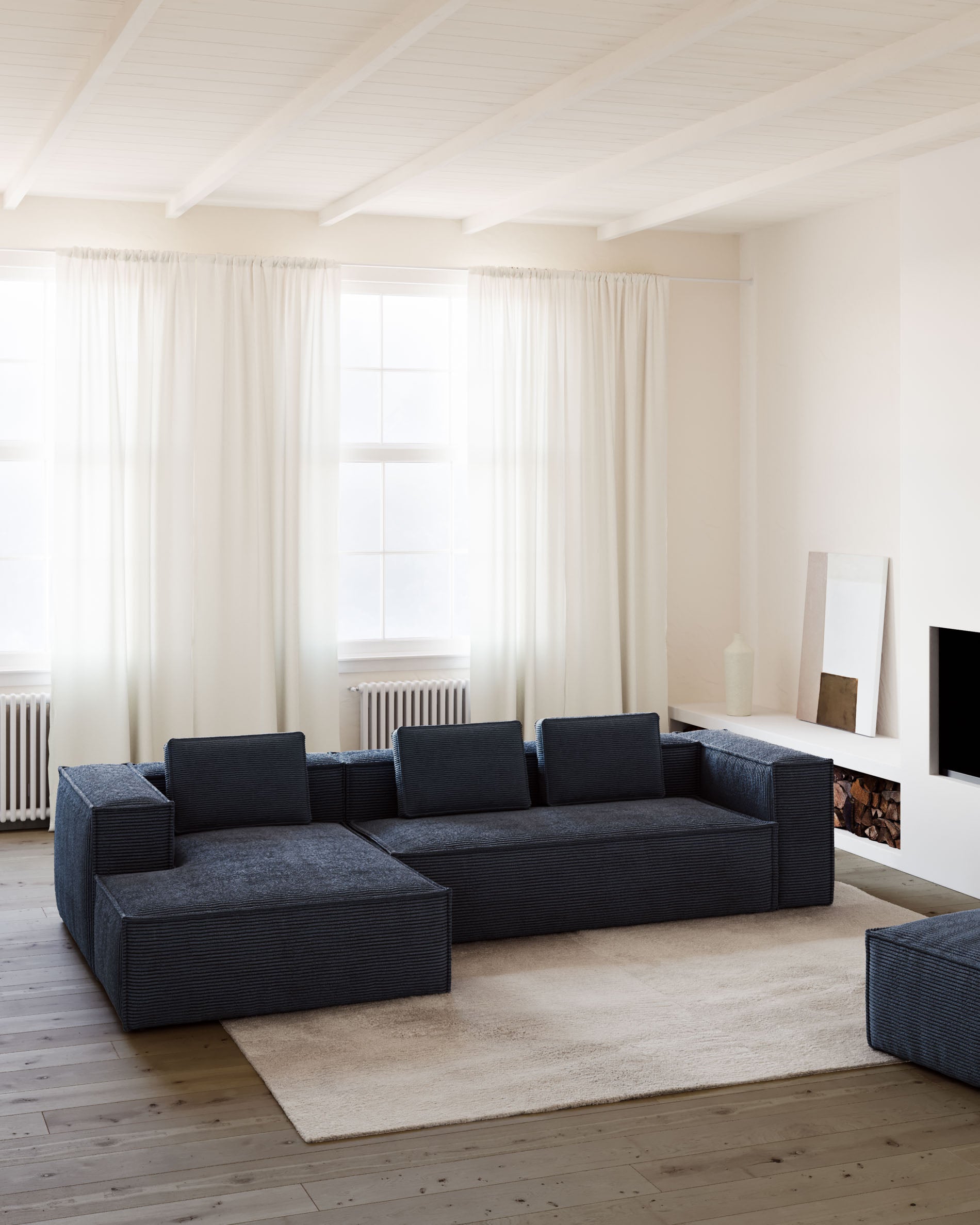 3-Sitzer-Sofa Blok mit Chaiselongue links, schwer entflammbar mit dickem, blauem Cord, 300 cm, FSC Mix Credit in Blau präsentiert im Onlineshop von KAQTU Design AG. 3er Sofa ist von Kave Home