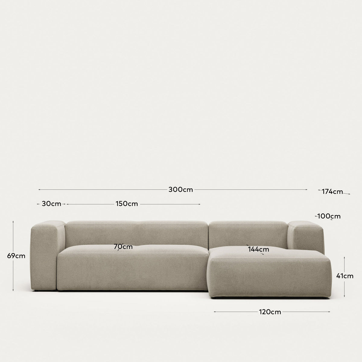 3-Sitzer-Sofa Blok mit Chaiselongue rechts, schwer entflammbar mit beiger Chenille, 300 cm in Beige präsentiert im Onlineshop von KAQTU Design AG. 3er Sofa ist von Kave Home