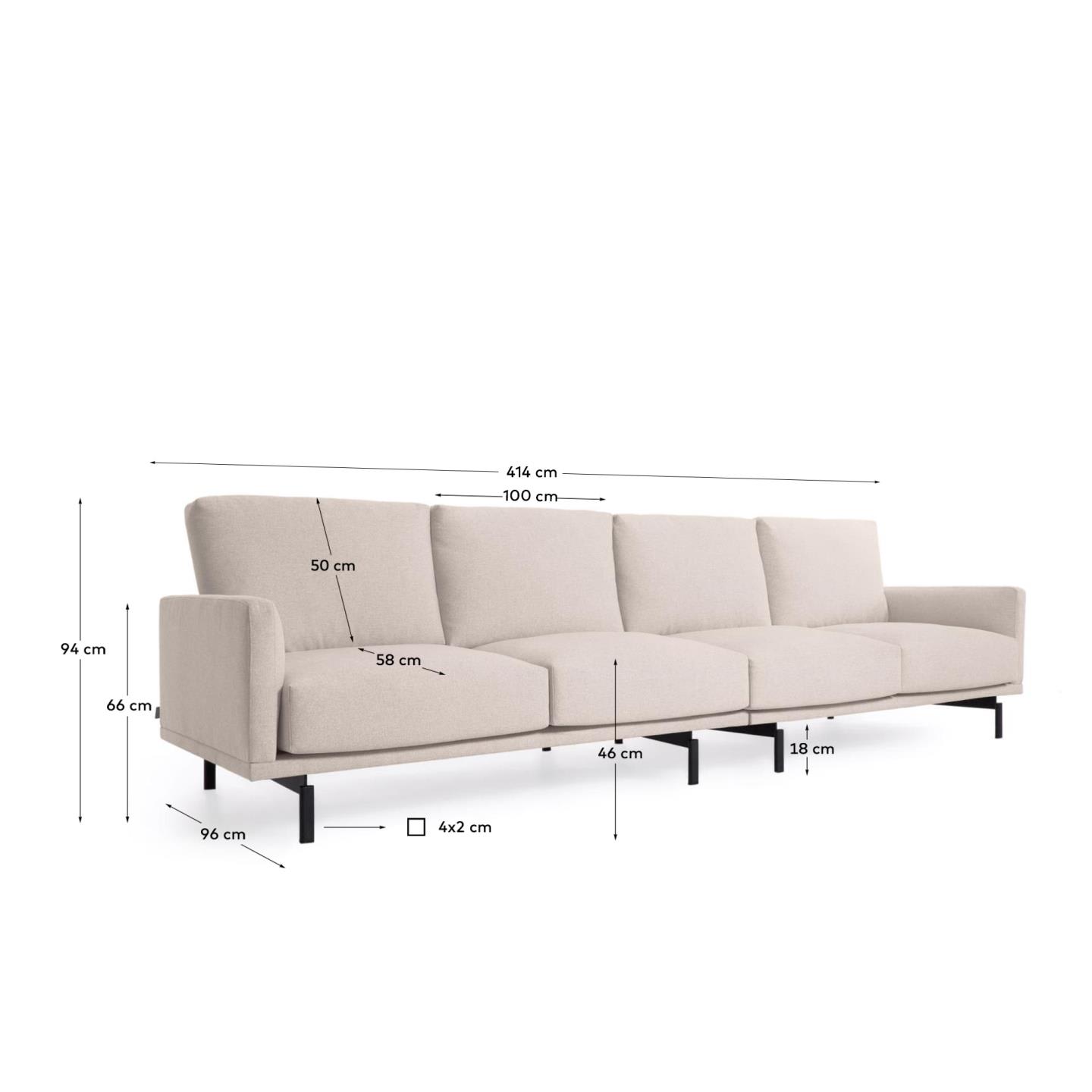 Elegantes, nachhaltiges 4-Sitzer Sofa in Beige, 414 cm breit, mit weicher Daunenpolsterung und recycelter PET-Füllung.