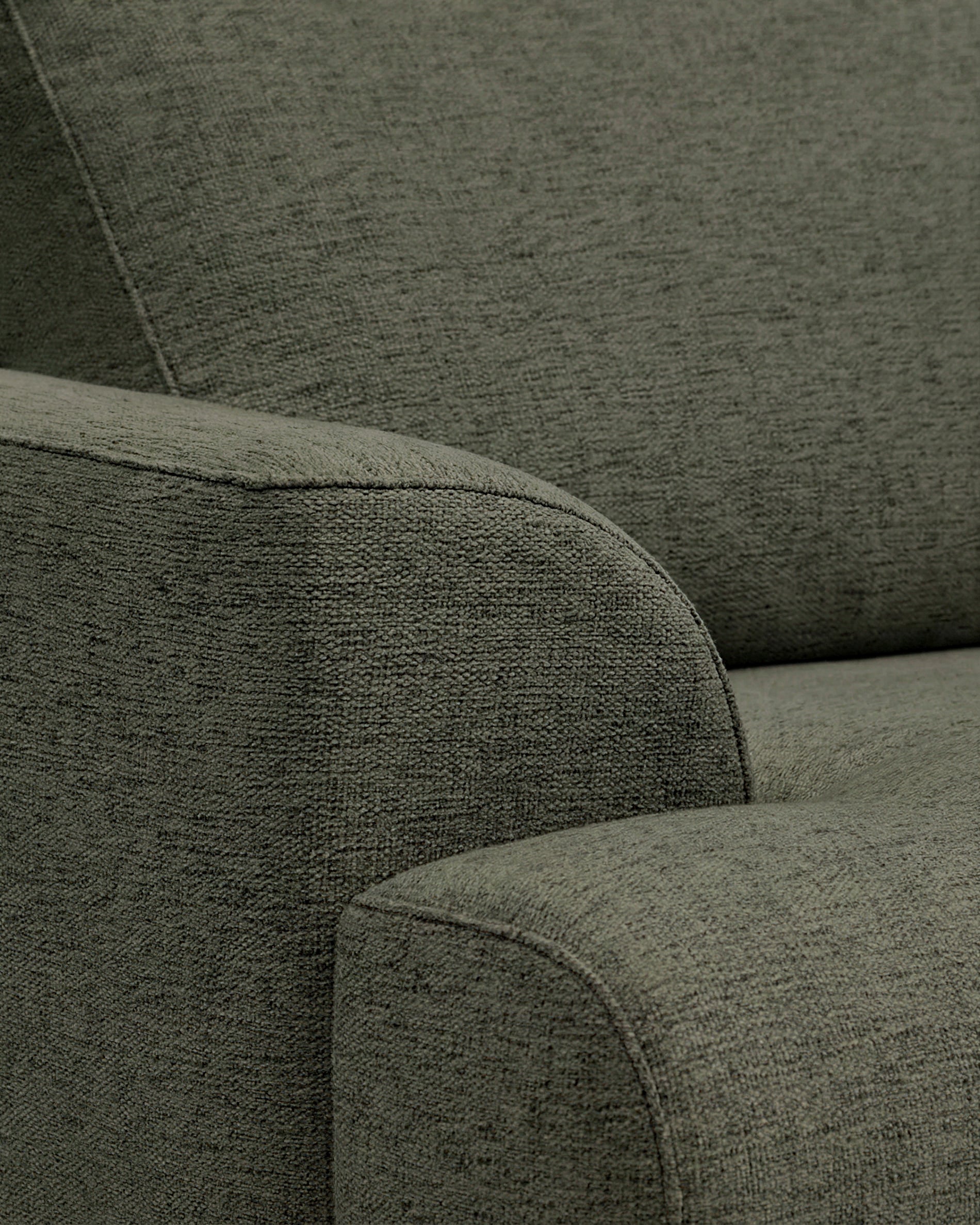 3-Sitzer-Sofa Karin in Dunkelgrün mit Beinen aus massivem Buchenholz 231 cm in Dunkelgrün präsentiert im Onlineshop von KAQTU Design AG. 3er Sofa ist von Kave Home