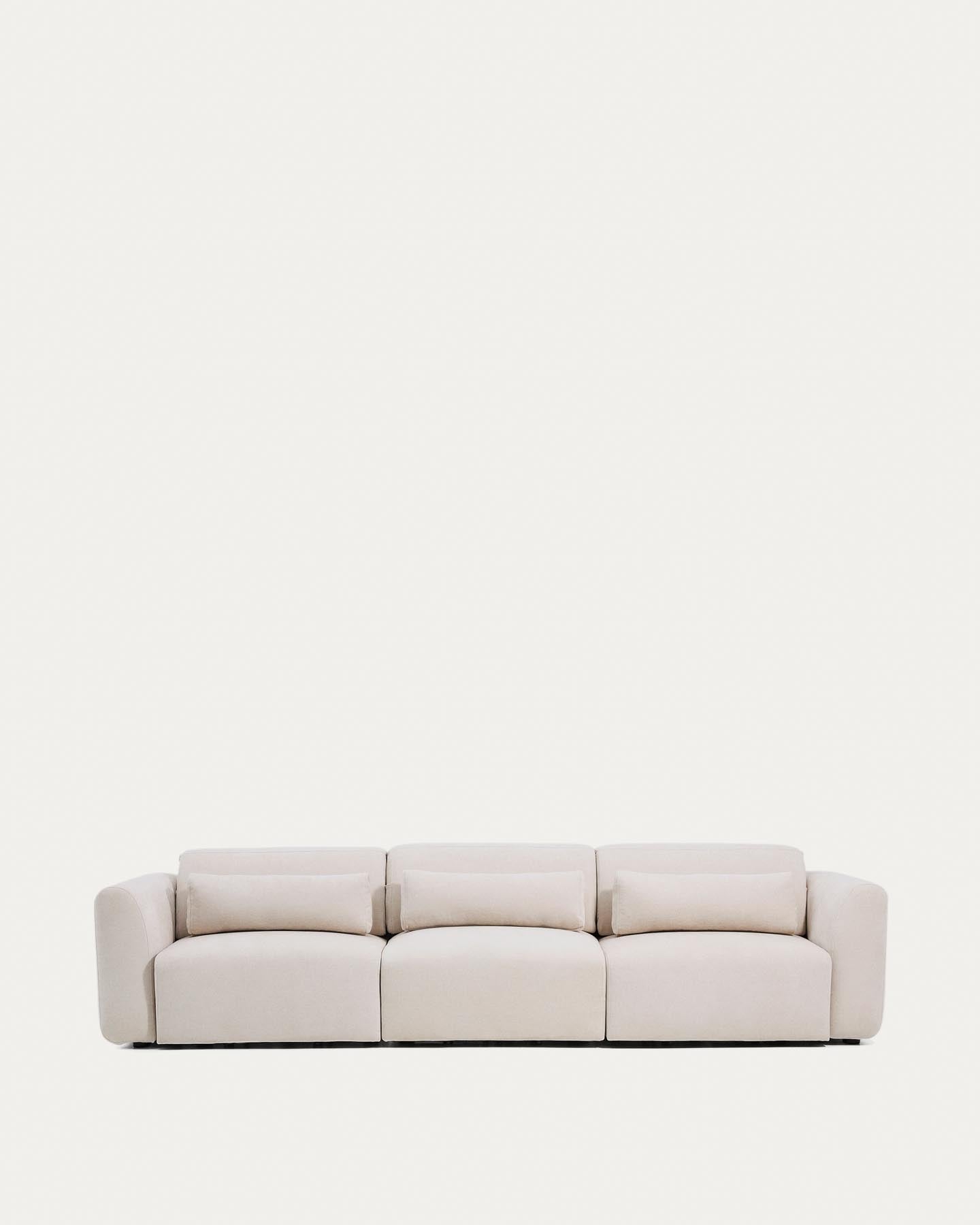 5-Sitzer-Sofa Lares mit elektrisch ausfahrbaren Sitzen und verstellbarer Kopfstütze in beiger Chenille, 335 cm in Beige präsentiert im Onlineshop von KAQTU Design AG. 5er Sofa ist von Kave Home