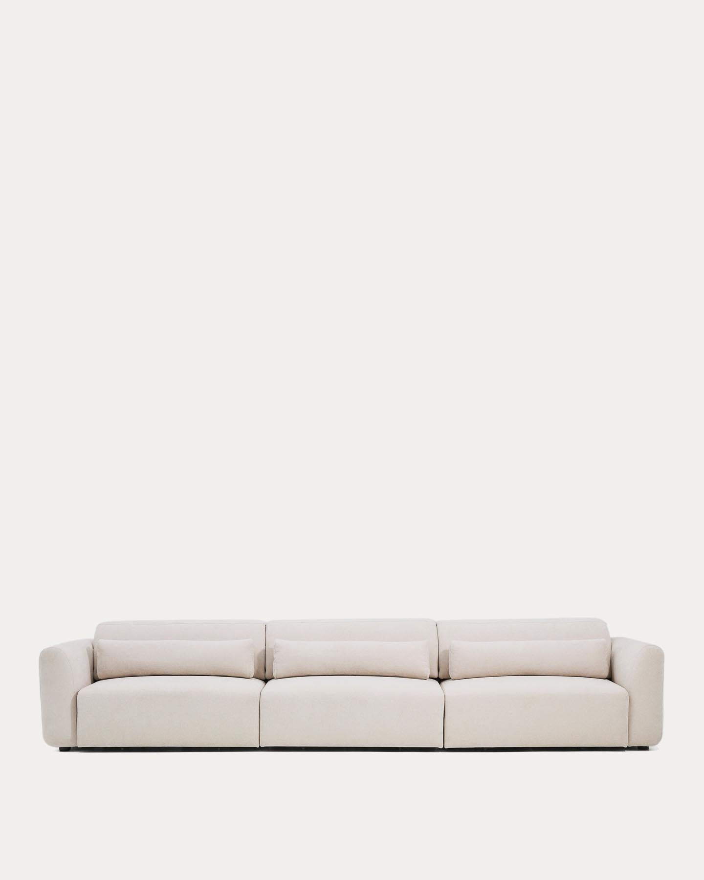 6-Sitzer-Sofa Lares mit elektrisch ausfahrbaren Sitzen und verstellbarer Kopfstütze in beiger Chenille, 410 cm in Beige präsentiert im Onlineshop von KAQTU Design AG. 5er Sofa ist von Kave Home