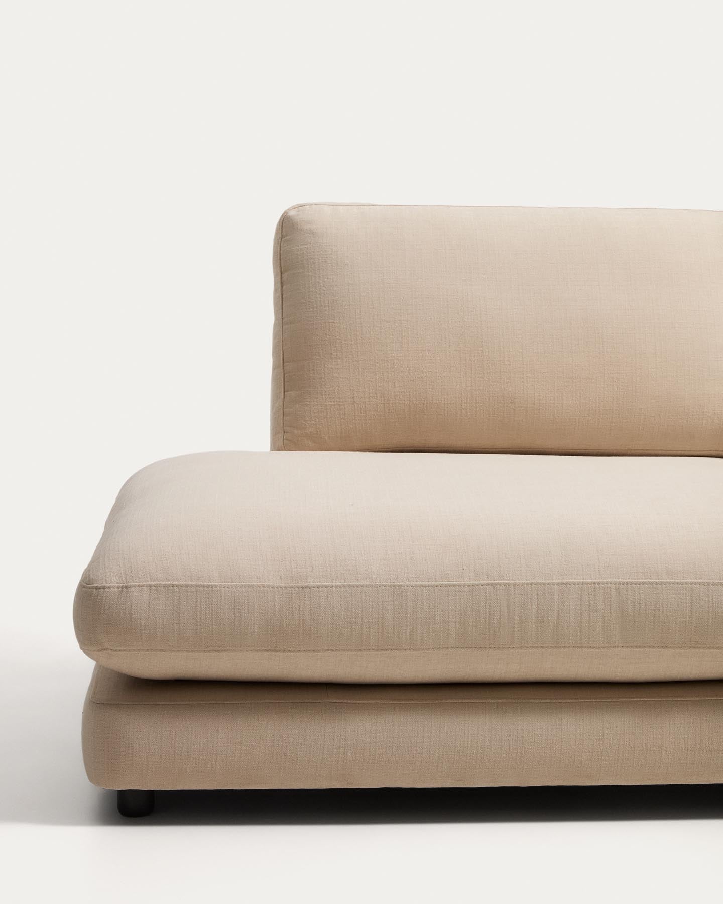 4-Sitzer-Modularsofa Gala aus beiger Chenille, FSC Mix Credit, 330 cm in Beige präsentiert im Onlineshop von KAQTU Design AG. 4er Sofa ist von Kave Home