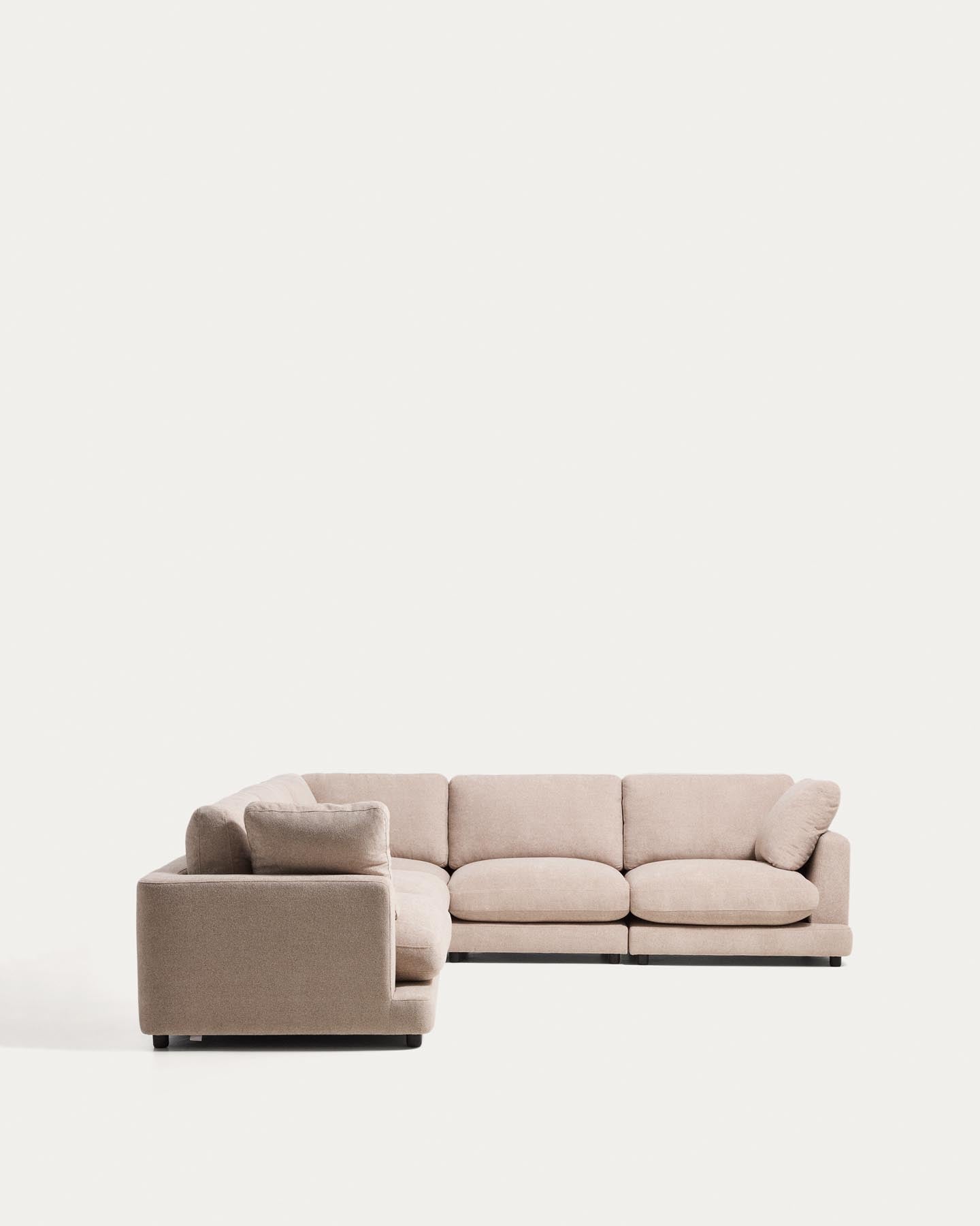 6-Sitzer-Ecksofa Gala aus beigem Microbouclé, FSC Mix Credit, 300 x 300 cm in Beige präsentiert im Onlineshop von KAQTU Design AG. Ecksofa ist von Kave Home