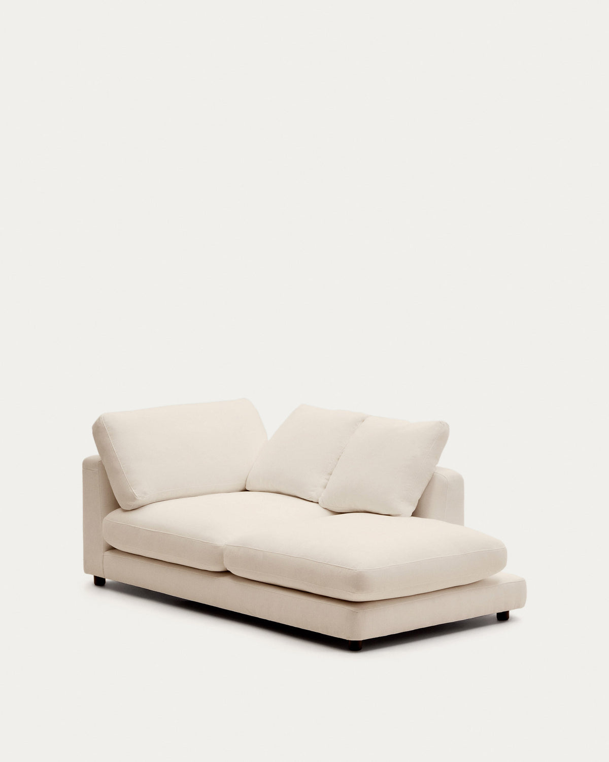 Chaiselongue Gala rechts mit beiger Chenille FSC Mix Credit 193 x 105 cm in Beige präsentiert im Onlineshop von KAQTU Design AG. Modulares Sofa ist von Kave Home