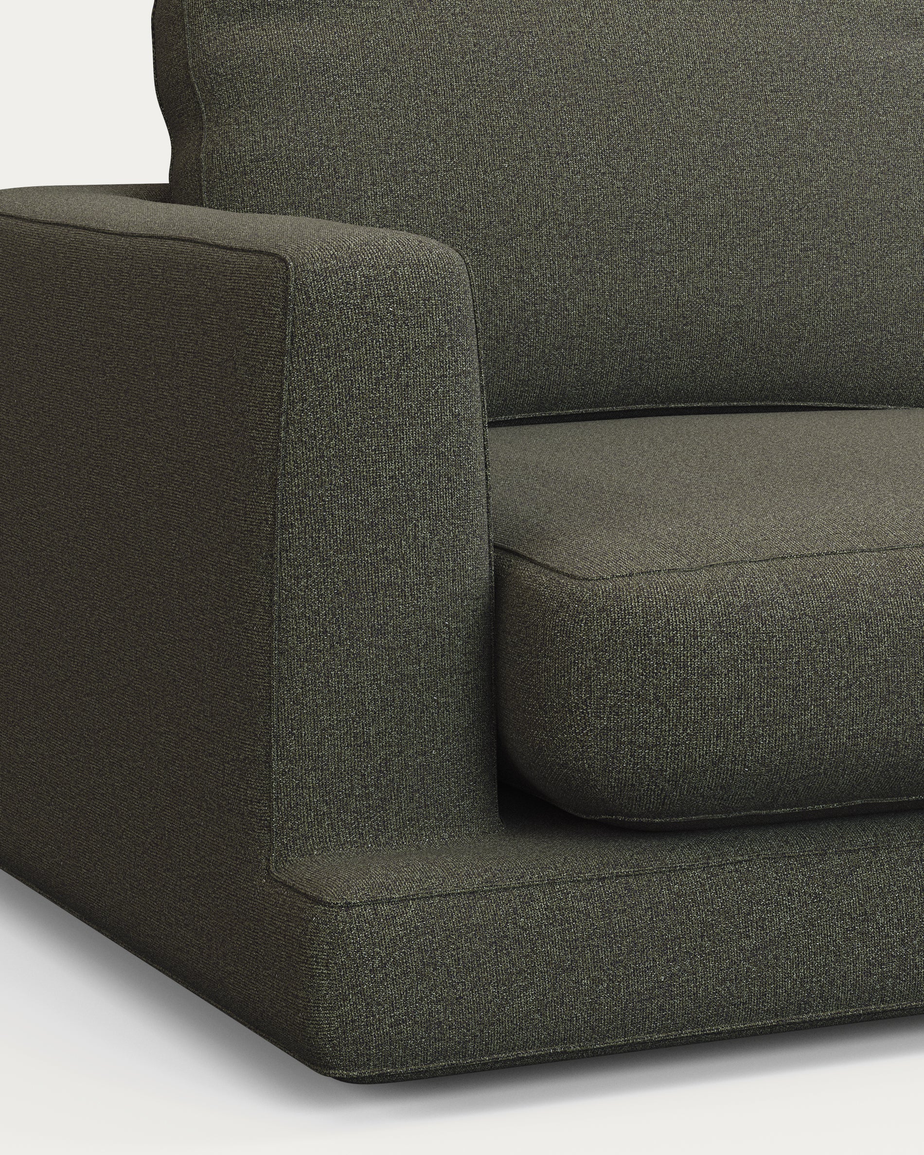 Gala 3-Sitzer-Sofa aus dunkelgrüner Chenille FSC Mix Credit 210 cm in Dunkelgrün präsentiert im Onlineshop von KAQTU Design AG. 3er Sofa ist von Kave Home