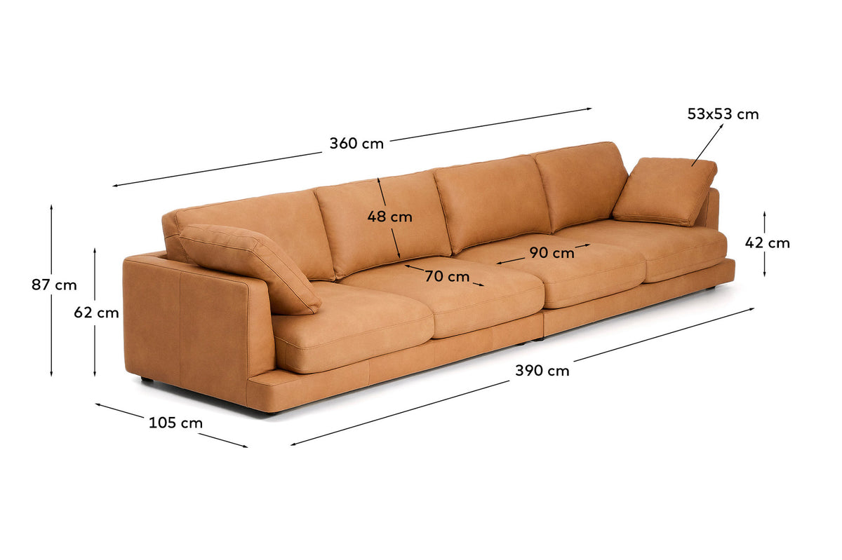 6-Sitzer-Sofa Gala in braunem Leder, 390 cm in Braun präsentiert im Onlineshop von KAQTU Design AG. 5er Sofa ist von Kave Home