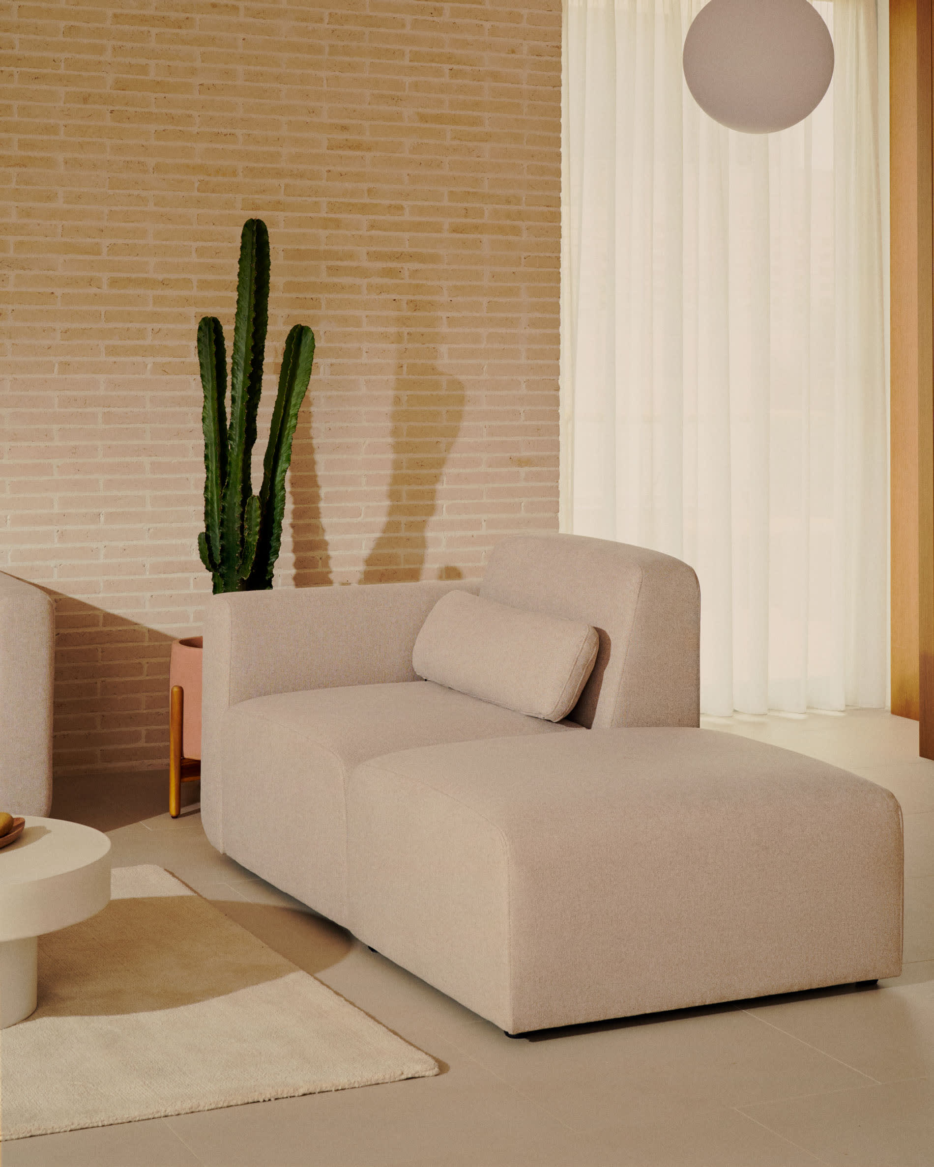 Elegantes, modulares 1-Sitzer-Sofa in Beige, 169 cm, aus FSC-zertifiziertem Holz für flexible Wohnraumgestaltung.