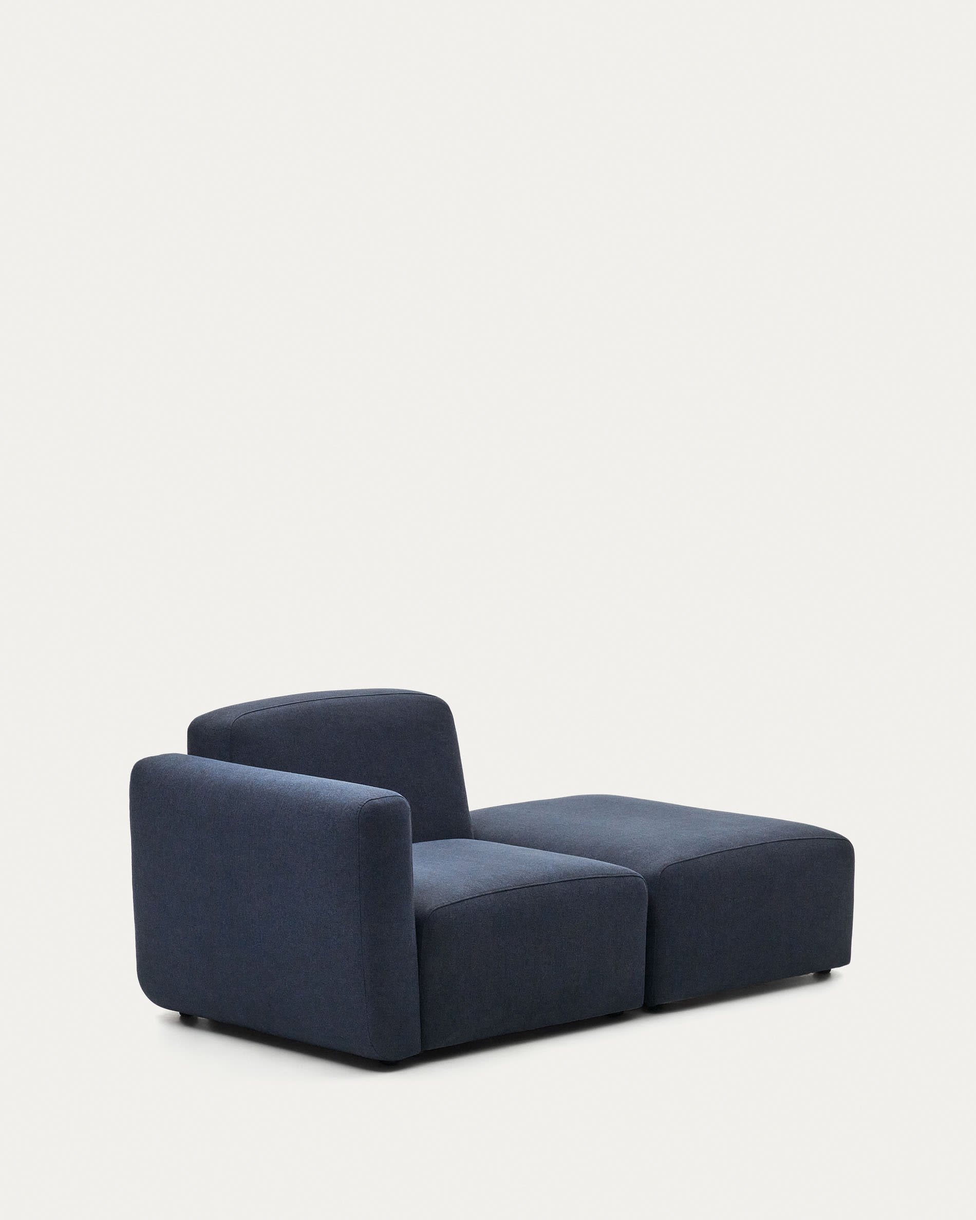 Elegantes, modulares 1-Sitzer-Sofa in Blau, nachhaltig aus FSC-zertifiziertem Holz, bietet Flexibilität und Komfort.