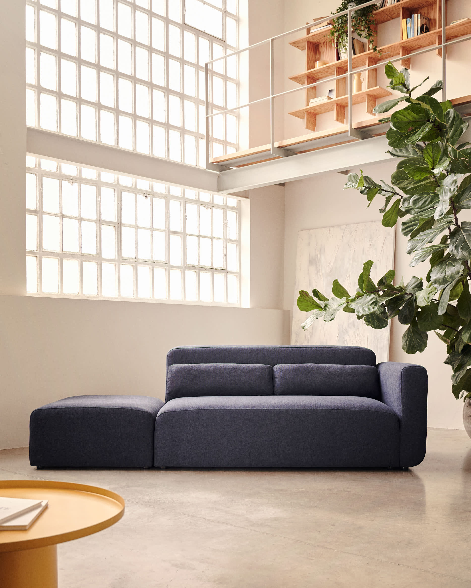 Elegantes, modulares 2-Sitzer-Sofa in Blau, 244 cm breit, aus nachhaltigem Holz, flexibel und stilvoll.