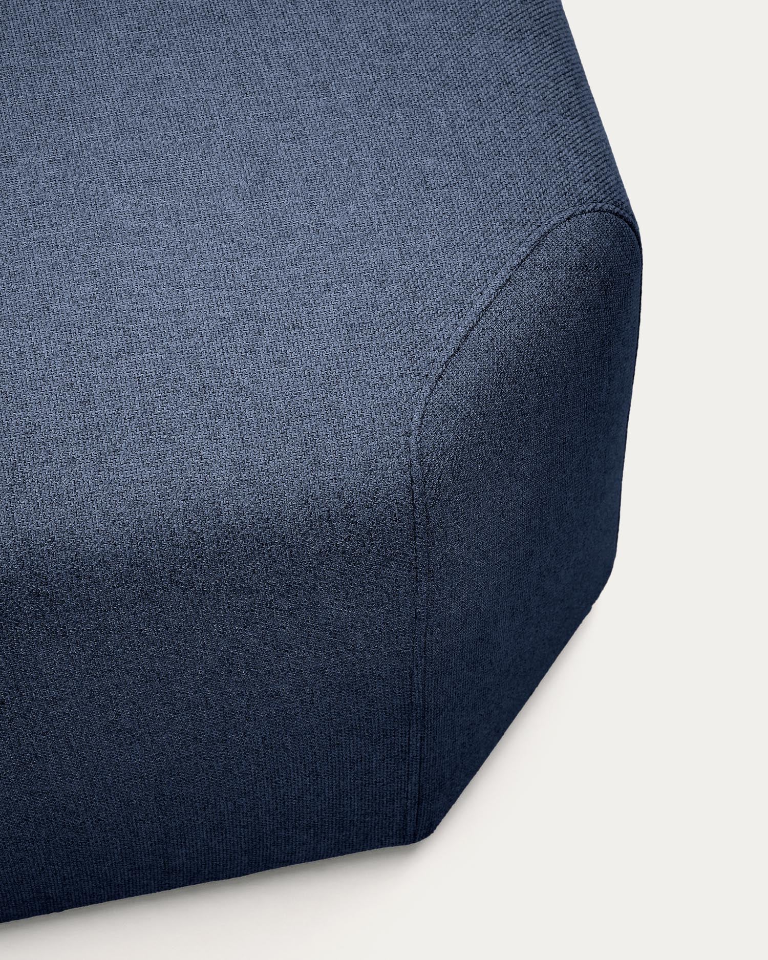 Neom Eckmodul Blau 75 cm FSC Mix Credit in Dunkelblau präsentiert im Onlineshop von KAQTU Design AG. Modulares Sofa ist von Kave Home
