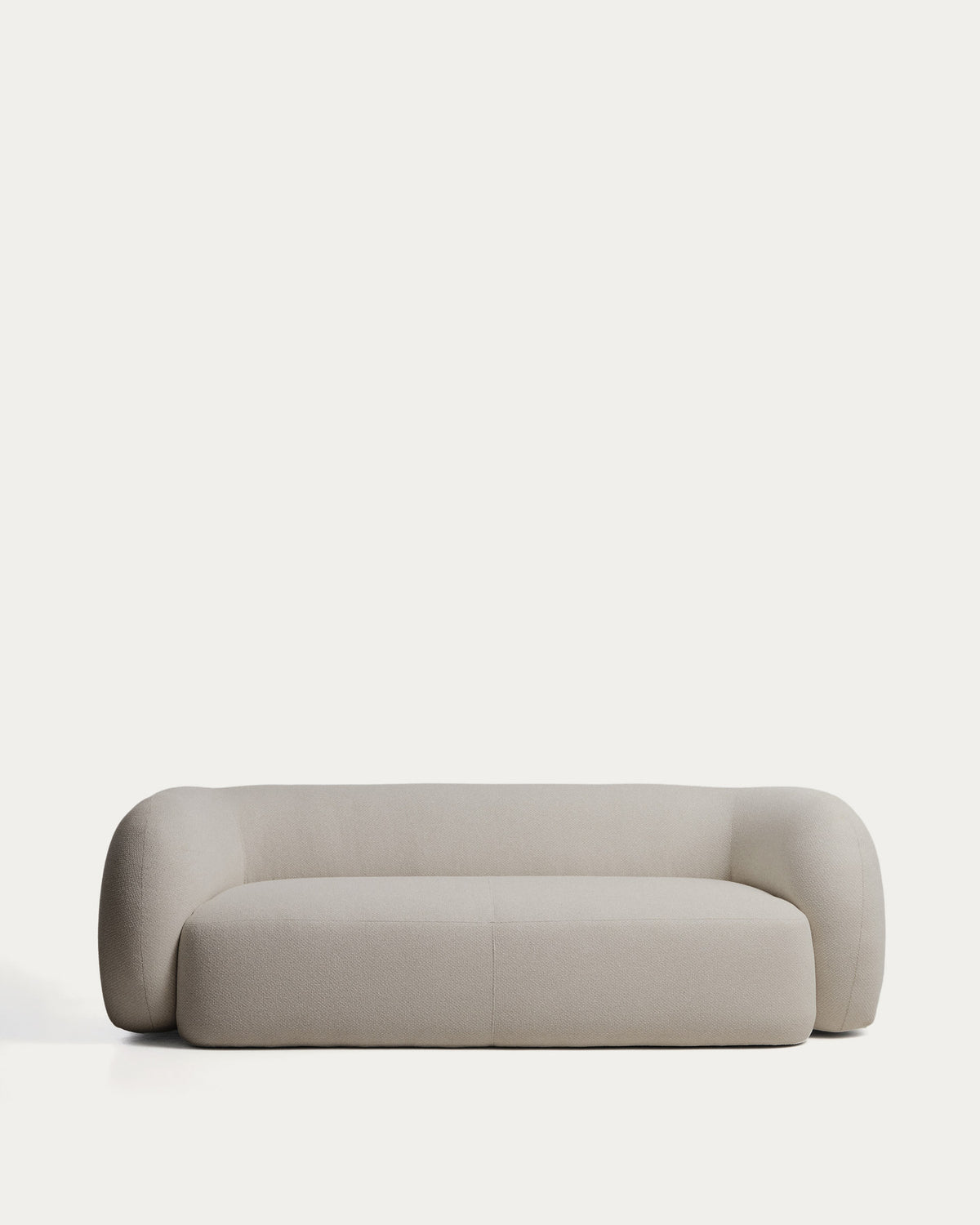 Schwer entflammbares 3-Sitzer-Sofa Martina in Lammfelloptik in Steinton 246 cm FSC Mix Credit in Steinfarben präsentiert im Onlineshop von KAQTU Design AG. 3er Sofa ist von Kave Home