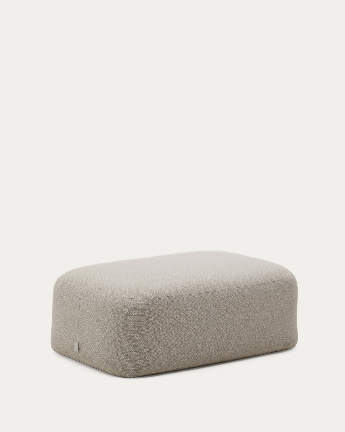Schwer entflammbare Fussablage Martina in Chenille in Steinton 123 x 85 cm in Steinfarben präsentiert im Onlineshop von KAQTU Design AG. Pouf ist von Kave Home