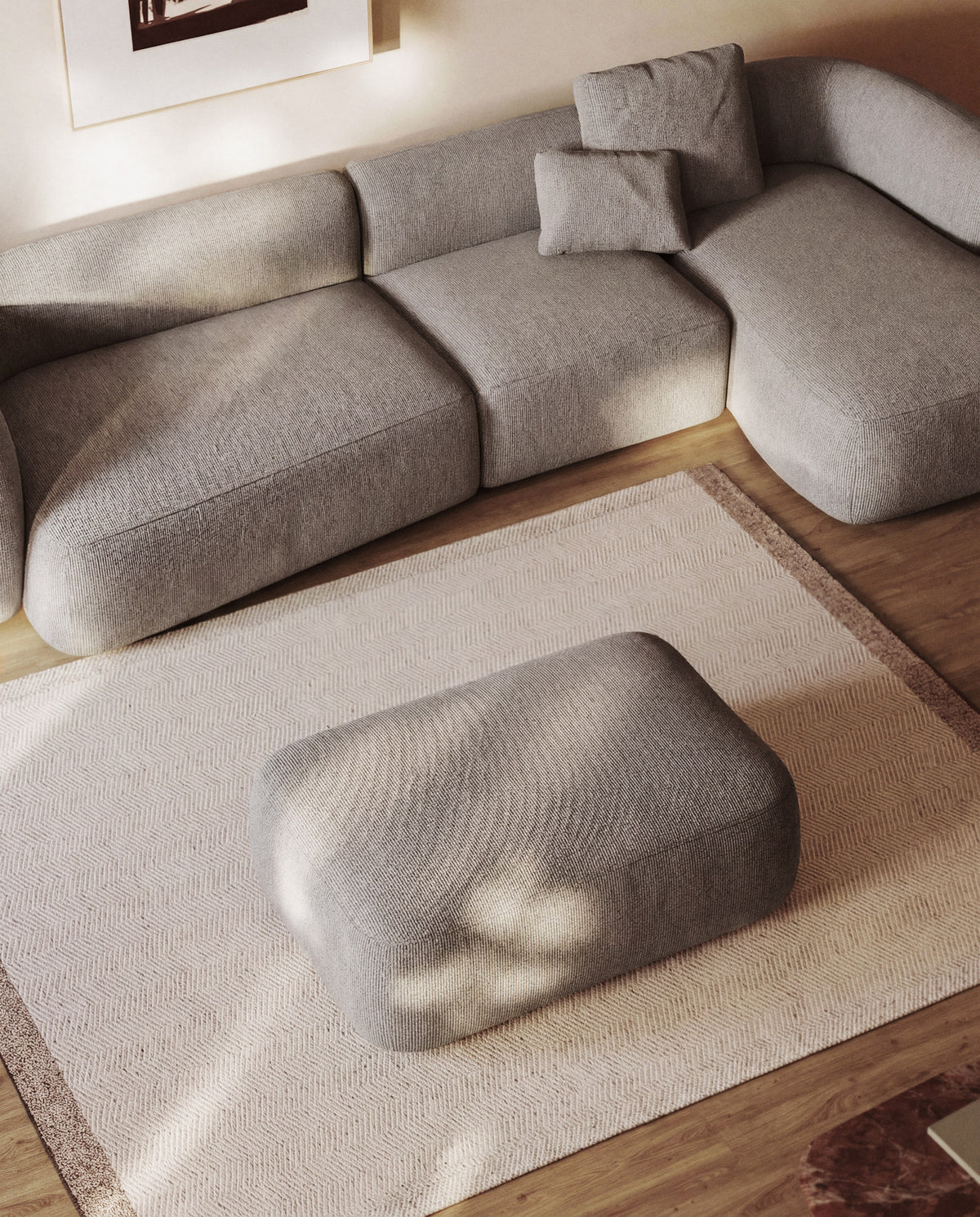 Schwer entflammbare Fussablage Martina in Chenille in Steinton 123 x 85 cm in Steinfarben präsentiert im Onlineshop von KAQTU Design AG. Pouf ist von Kave Home